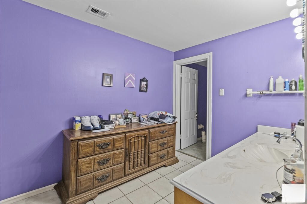 2320 Avenue O 1/2, Galveston, TX 77550