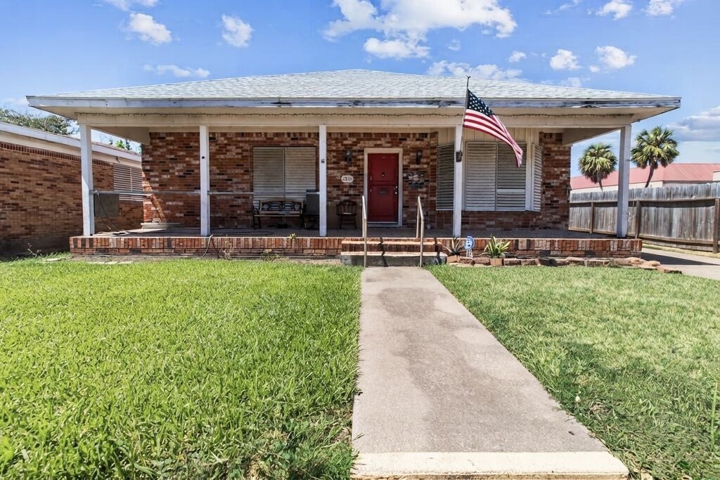 2320 Avenue O 1/2, Galveston, TX 77550