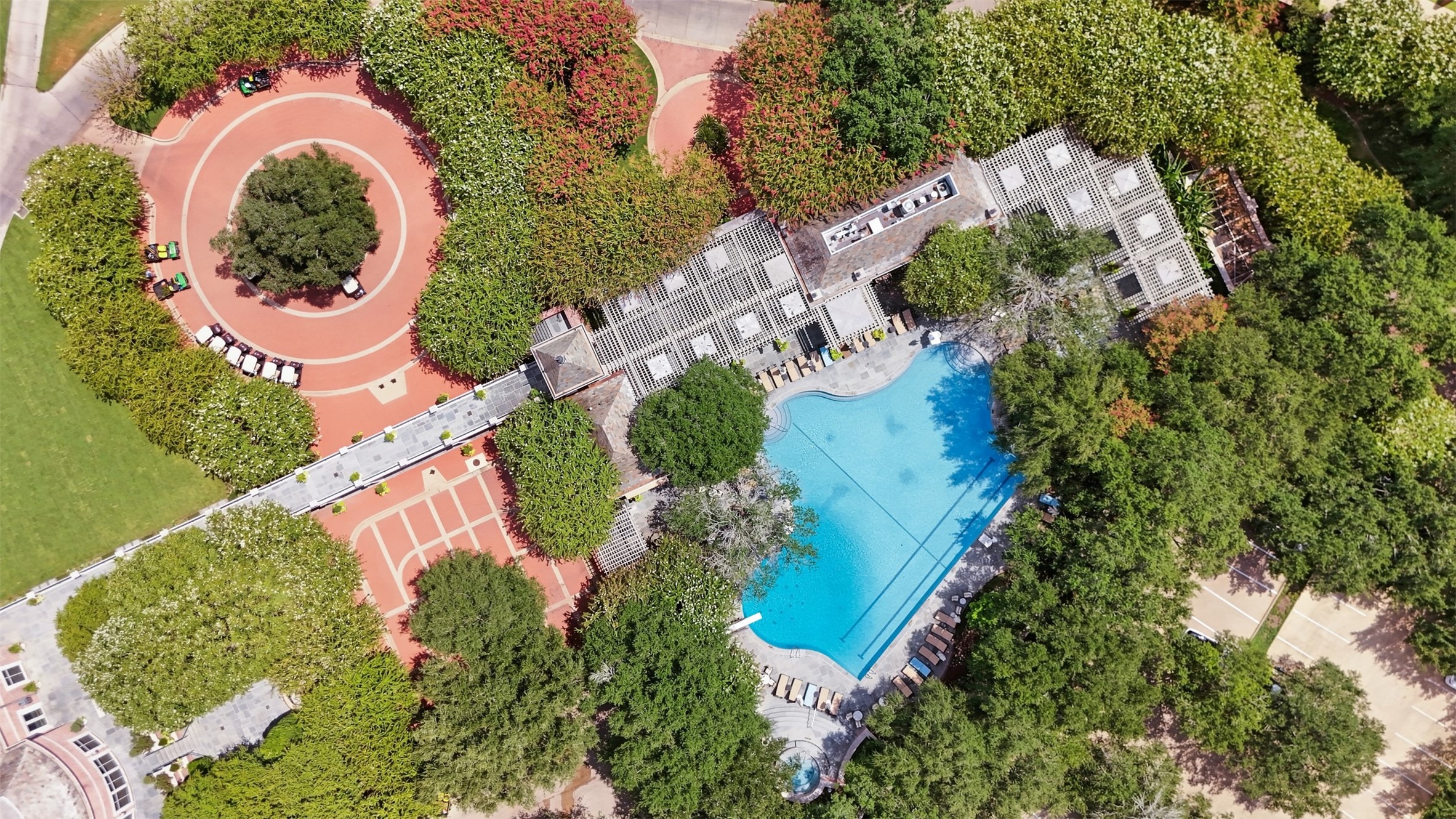 Aerial view of the Miramont Country Club pool, offering poolside food and beverage service for members and guests.