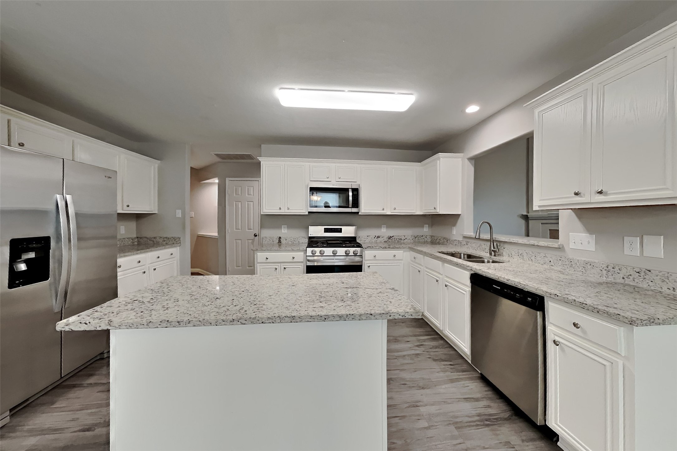 32307 Archer Park, Conroe, TX 77385