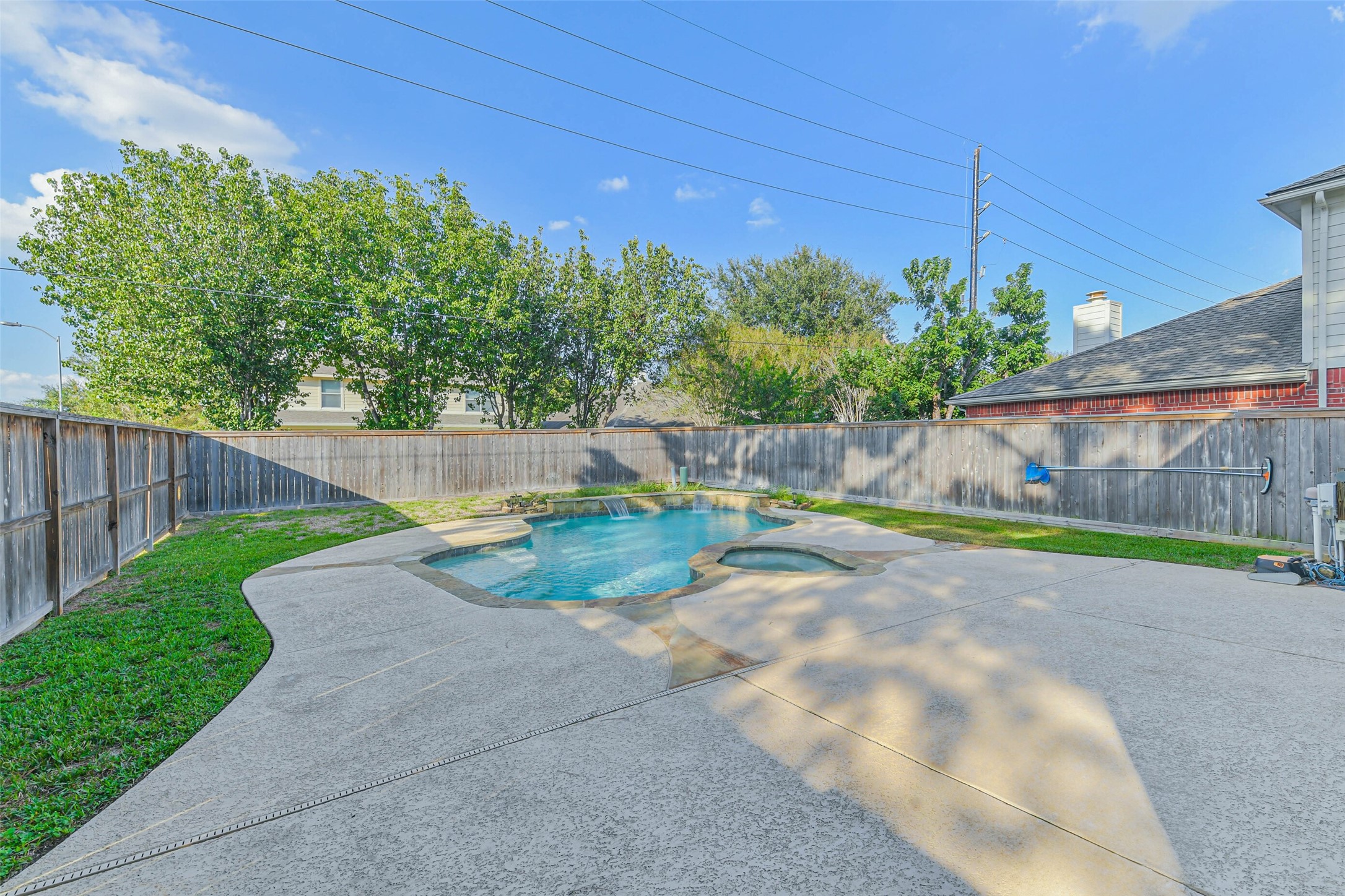 11946 Solon Springs Drive, Tomball, TX 77375