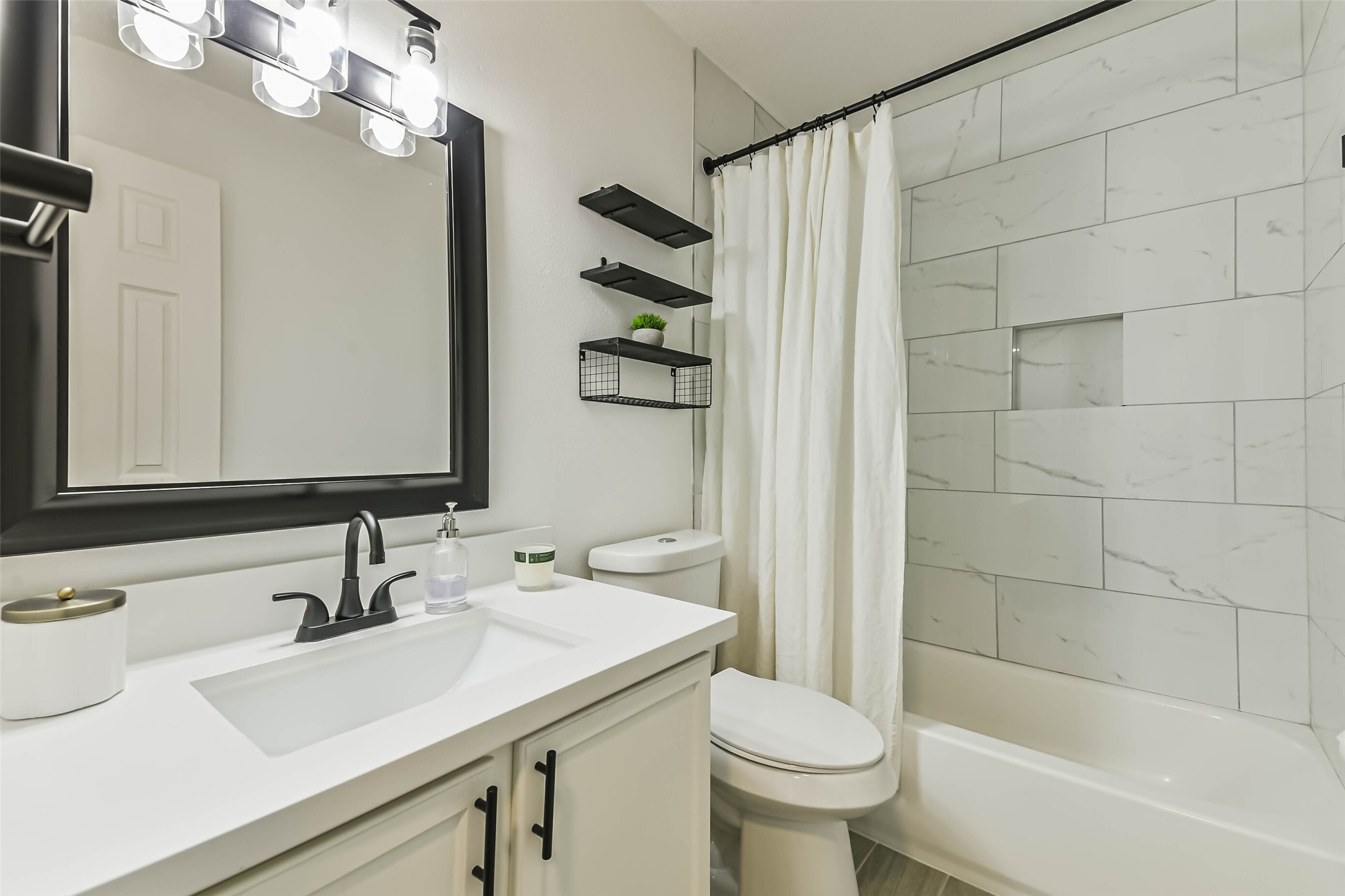 11946 Solon Springs Drive, Tomball, TX 77375