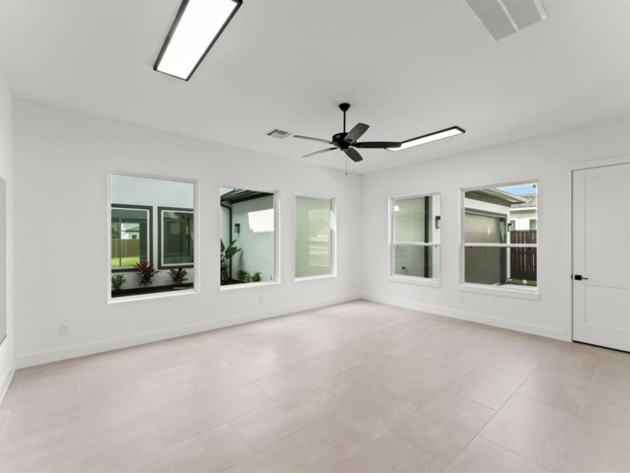 Large flex space on the first floor.