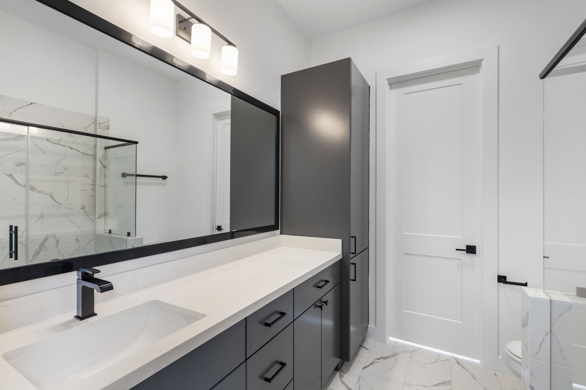 Ensuite bathroom with Shower only.