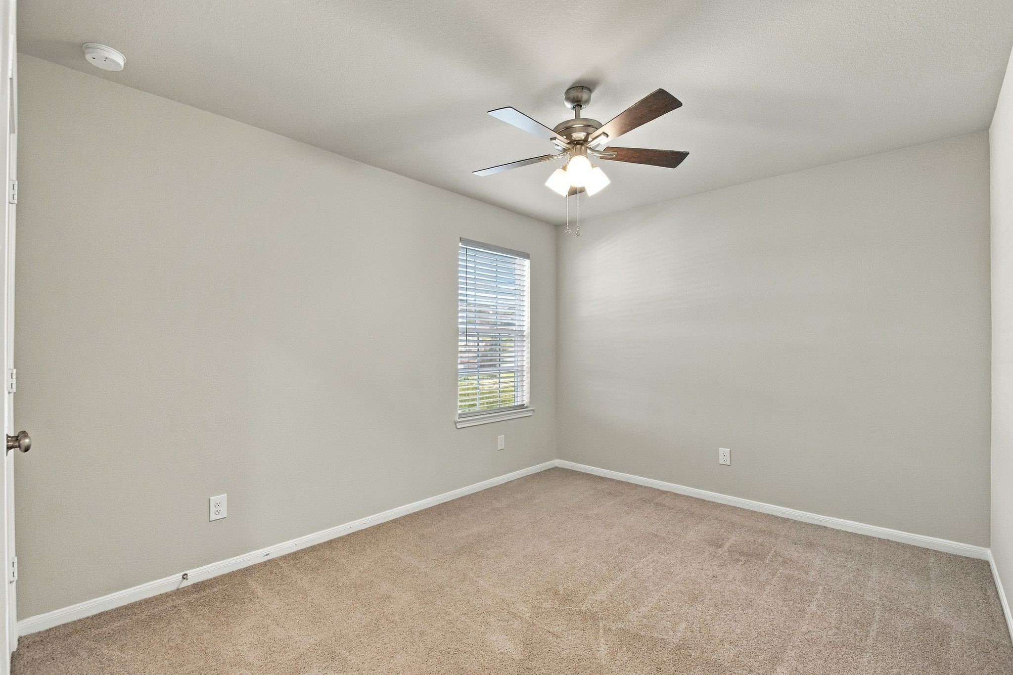 Secondary bedroom #3