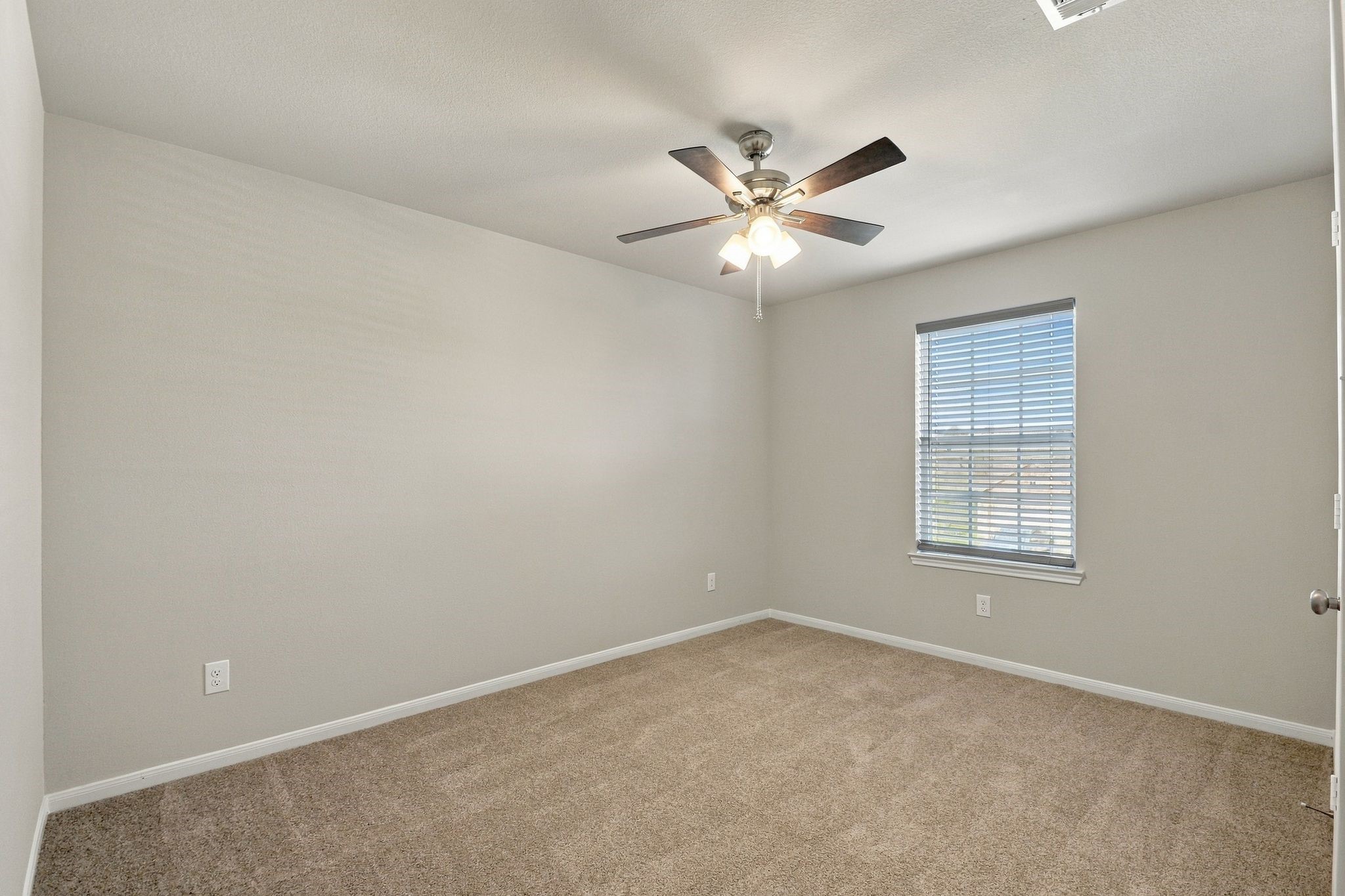 Secondary bedroom #2