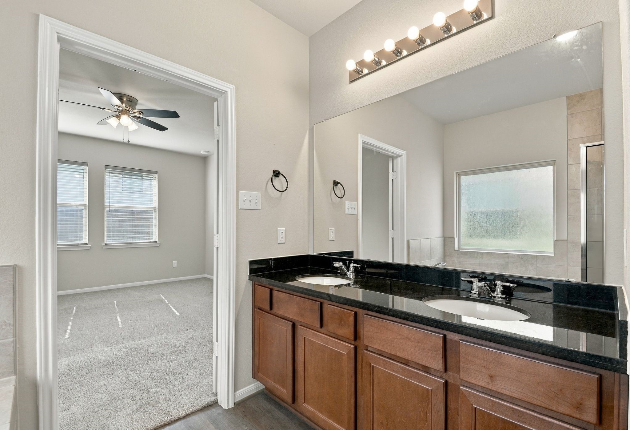 Dual sinks!