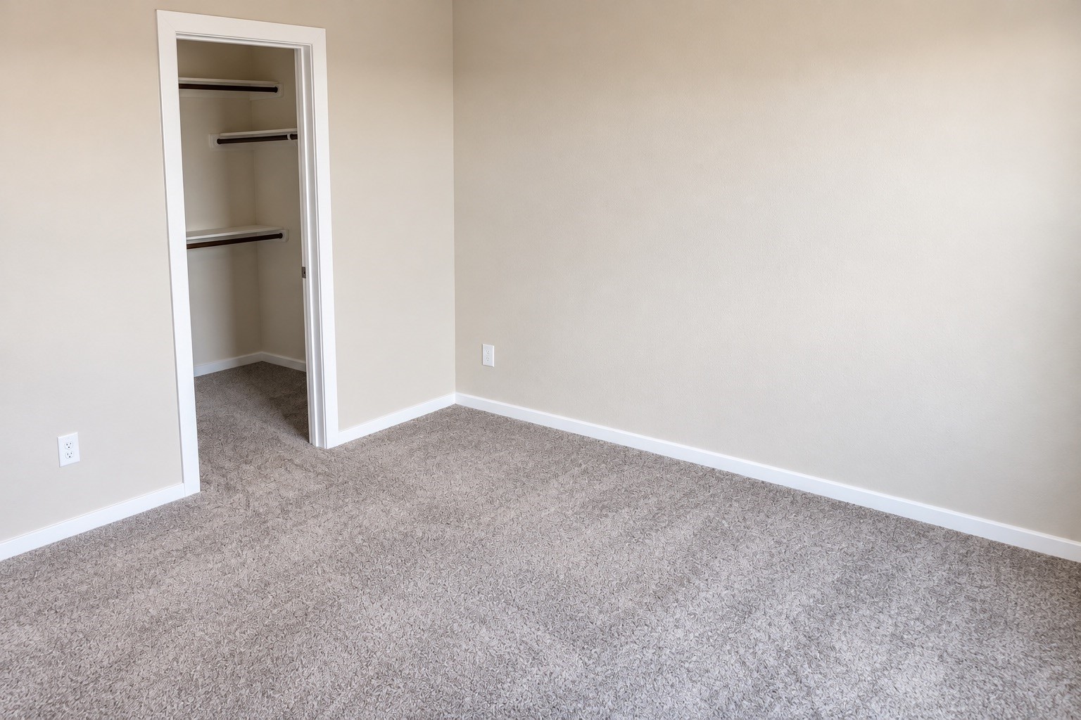 An upstairs bedroom located just off the loft, along with a full bathroom, creates the possibility for a cozy, apartment-style retreat, ideal for guests, extended family, or additional privacy.