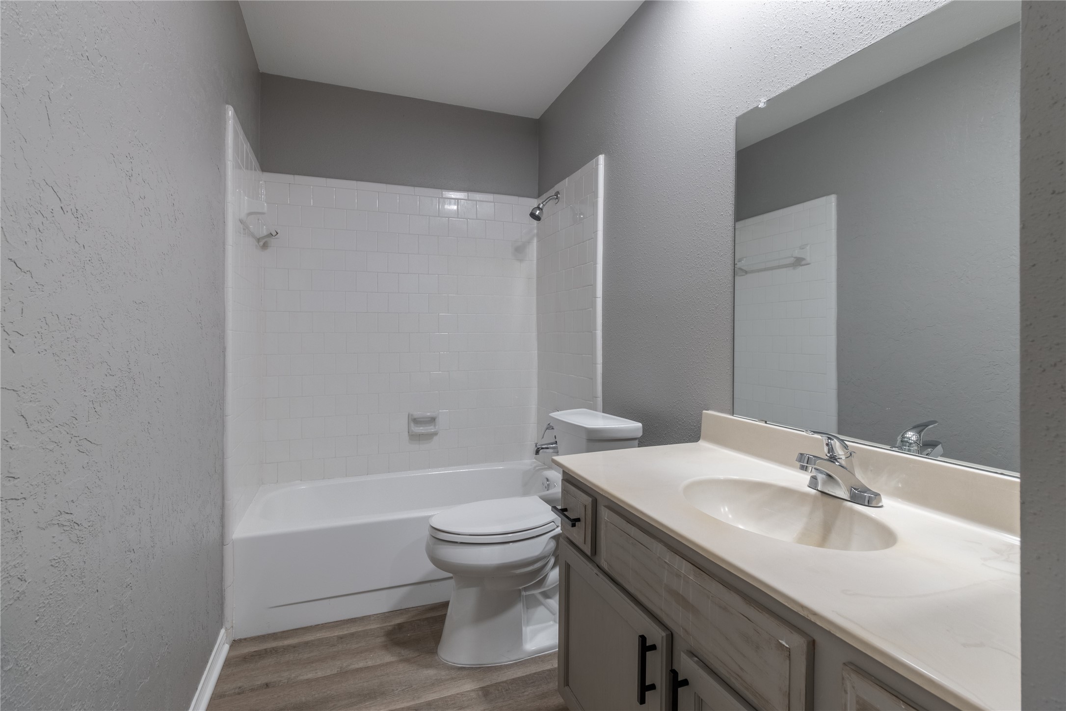 12320 Crest Lake Drive, Houston, TX 77072