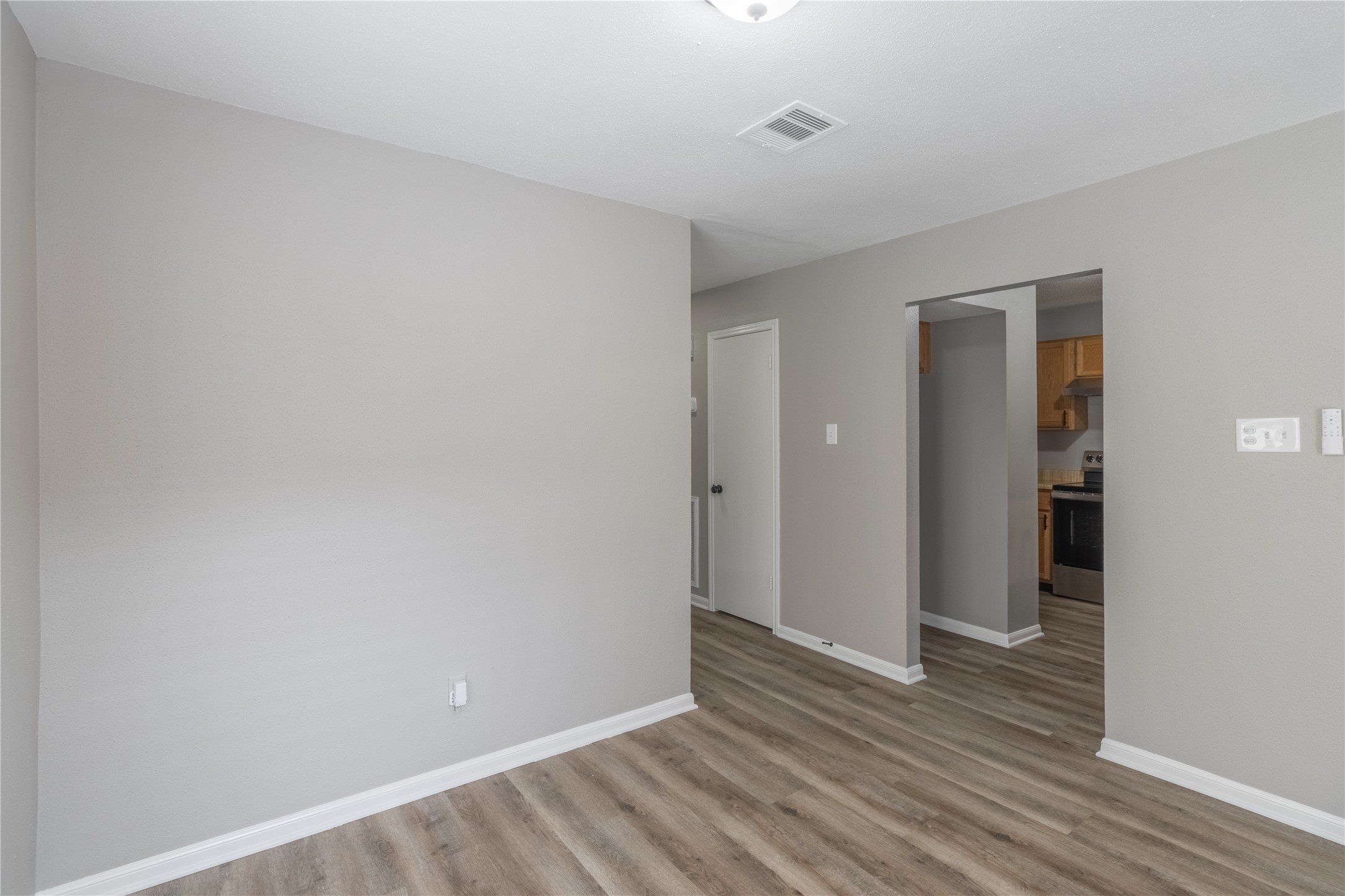 12320 Crest Lake Drive, Houston, TX 77072