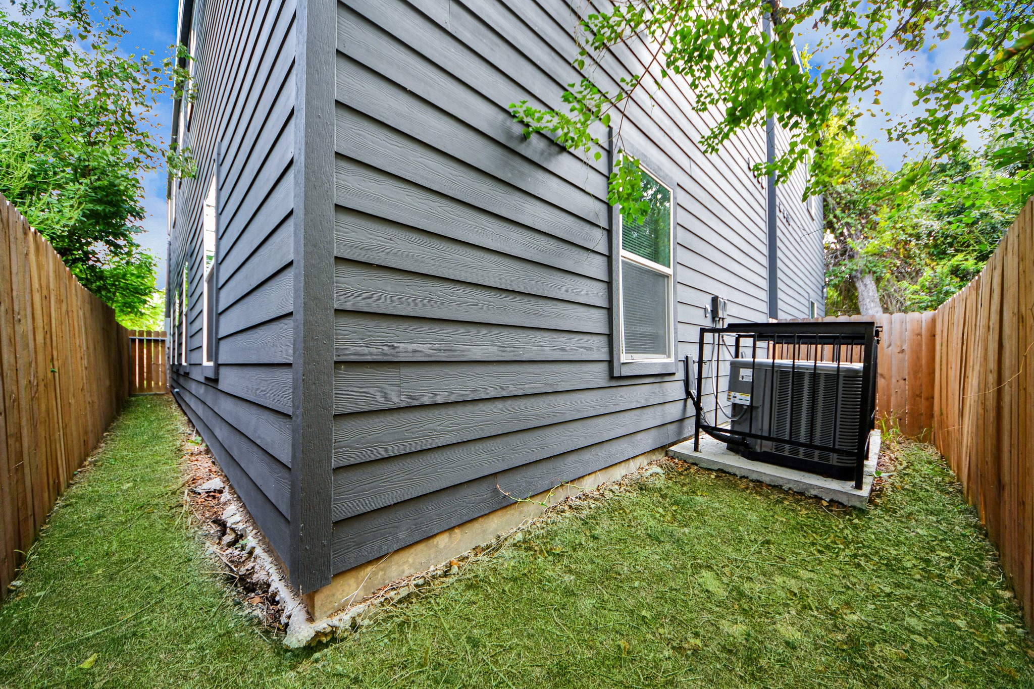 318 Tennessee Street, #AB, Houston, TX 77029
