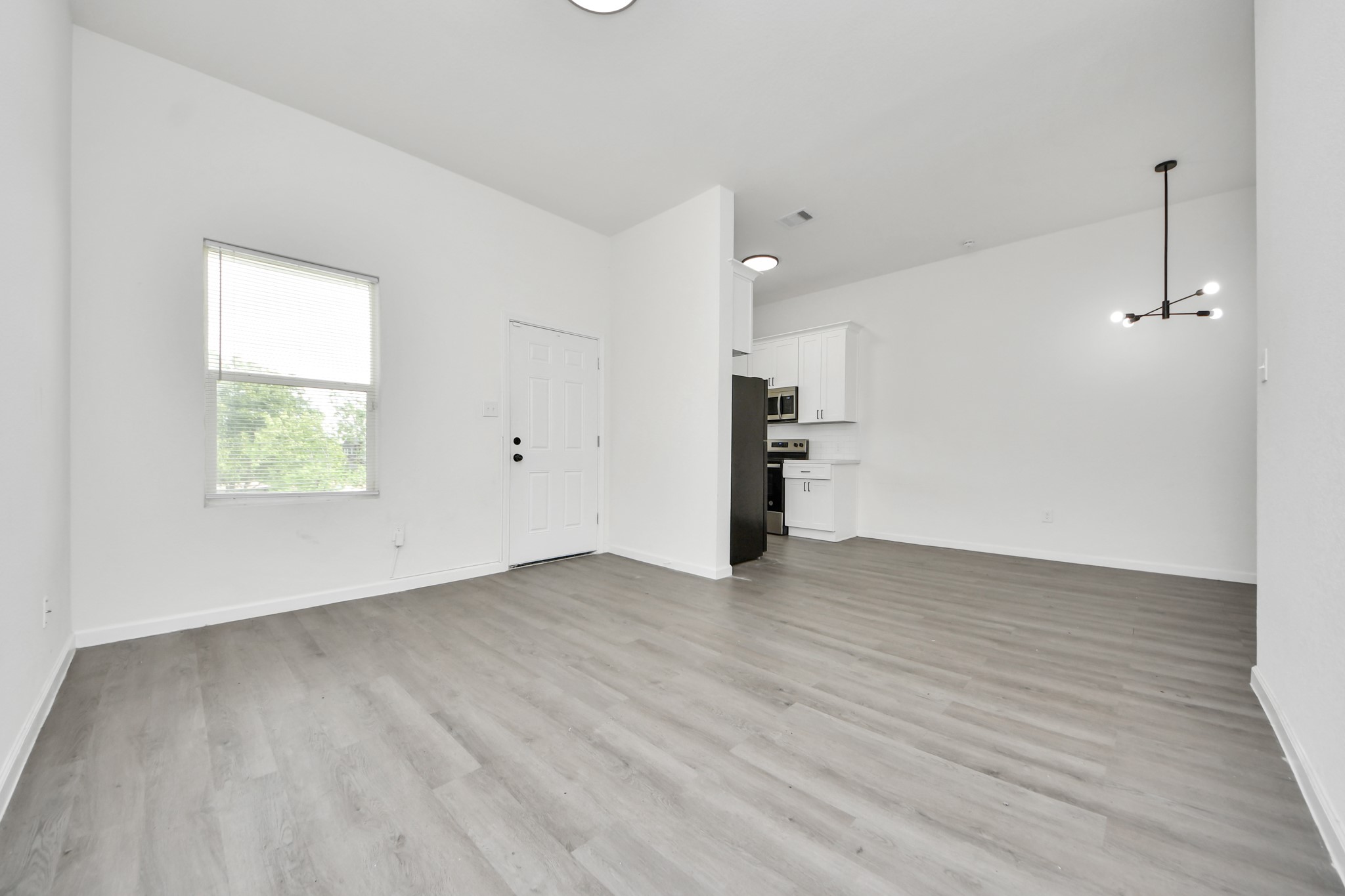 318 Tennessee Street, #AB, Houston, TX 77029