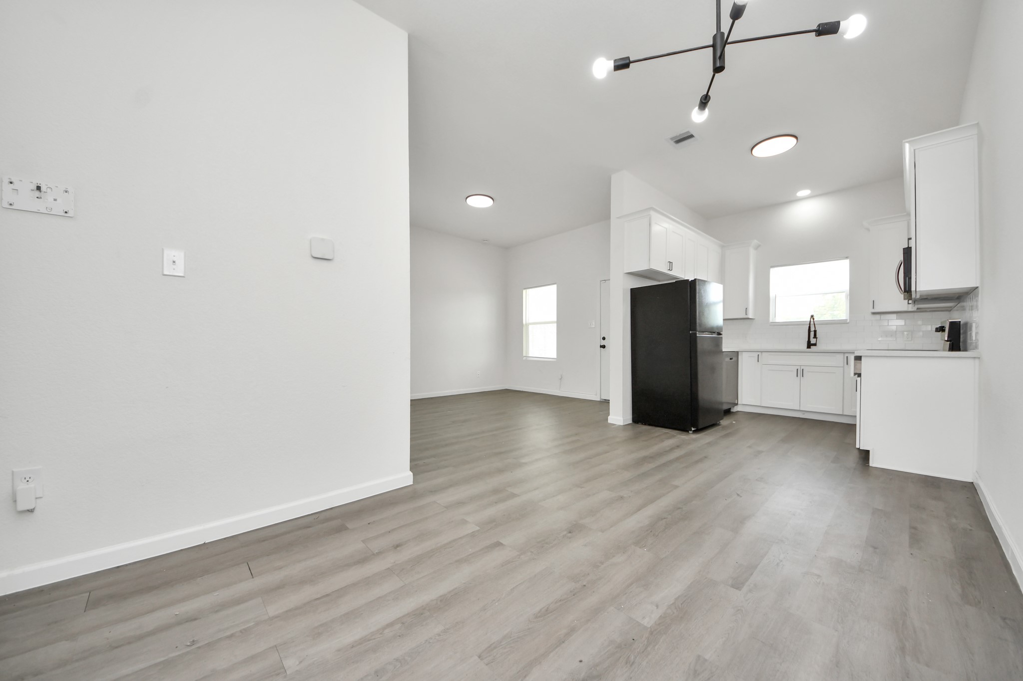 318 Tennessee Street, #AB, Houston, TX 77029