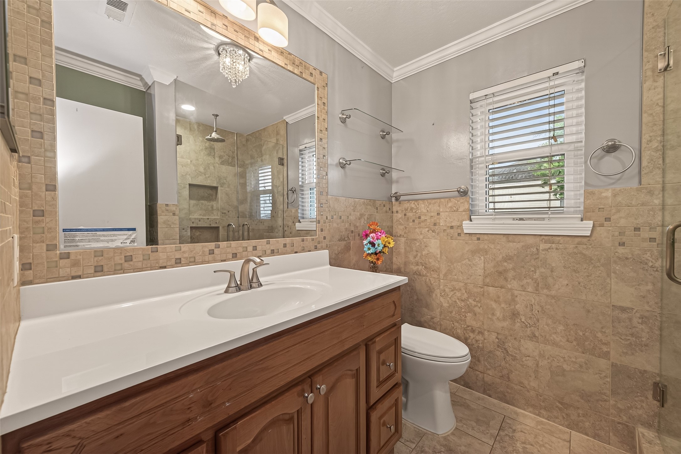 Very nice primary bathroom!