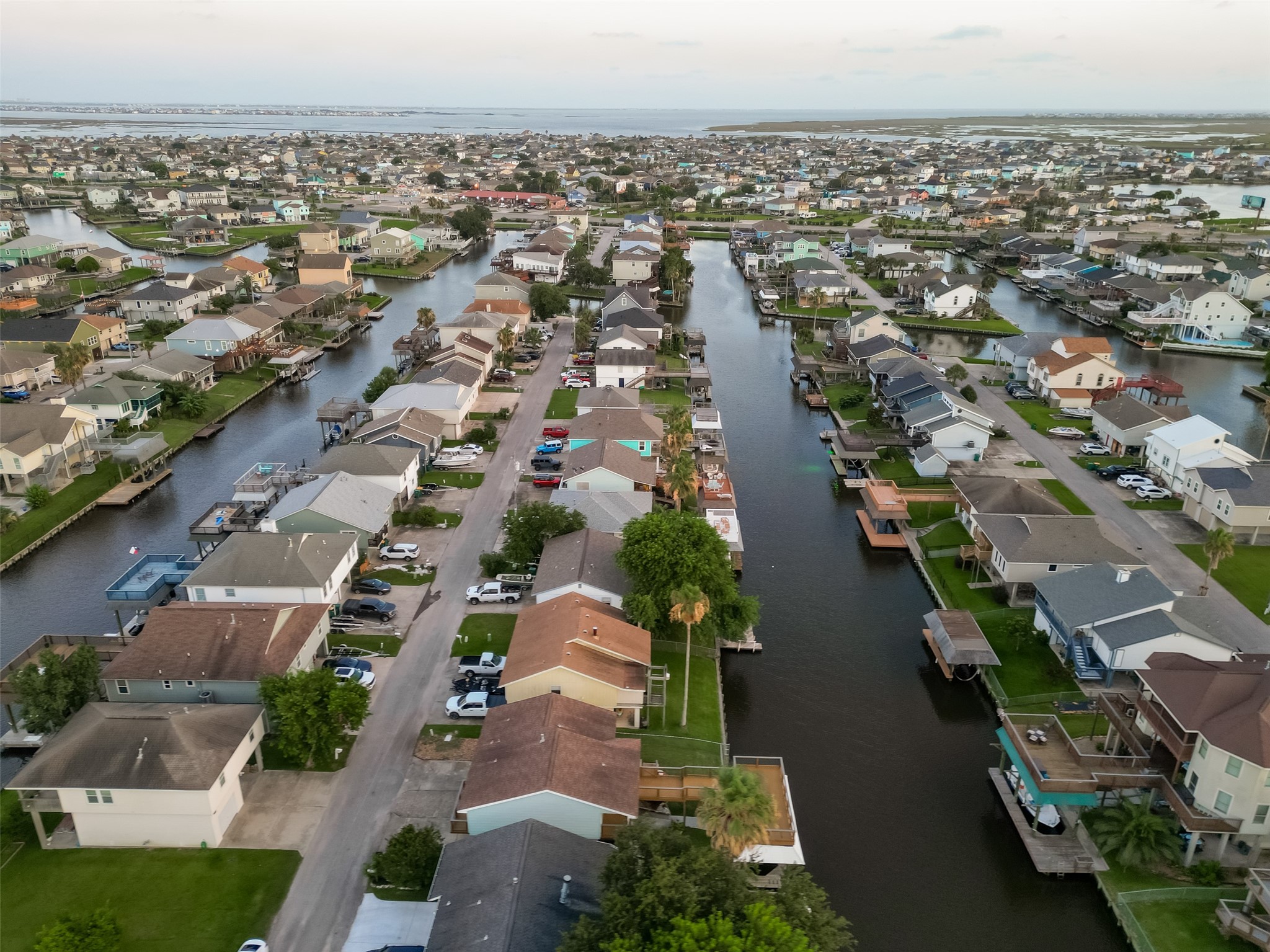 View of the canal and neighborhood.
