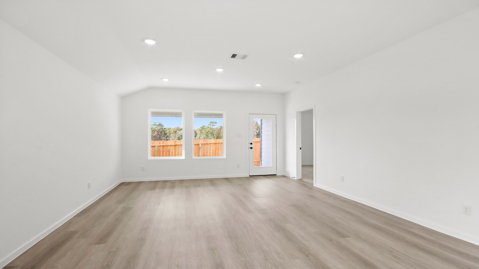 13050 Sorrento Bay Drive, Willis, TX 77318 13050 Sorrento Bay Drive, Willis, TX 77318