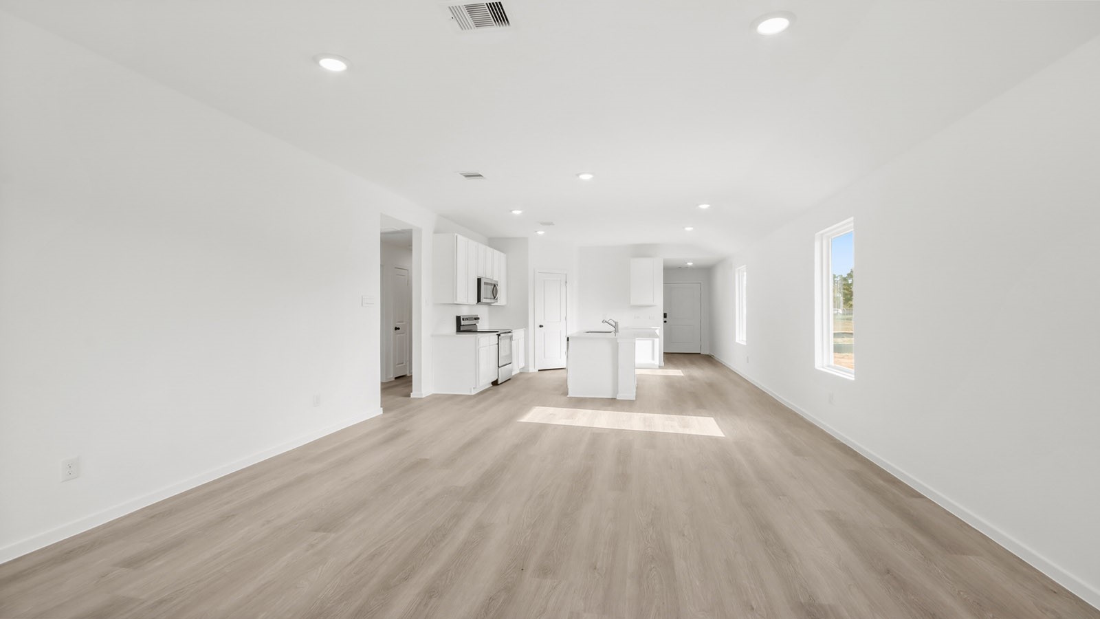 13050 Sorrento Bay Drive, Willis, TX 77318 13050 Sorrento Bay Drive, Willis, TX 77318