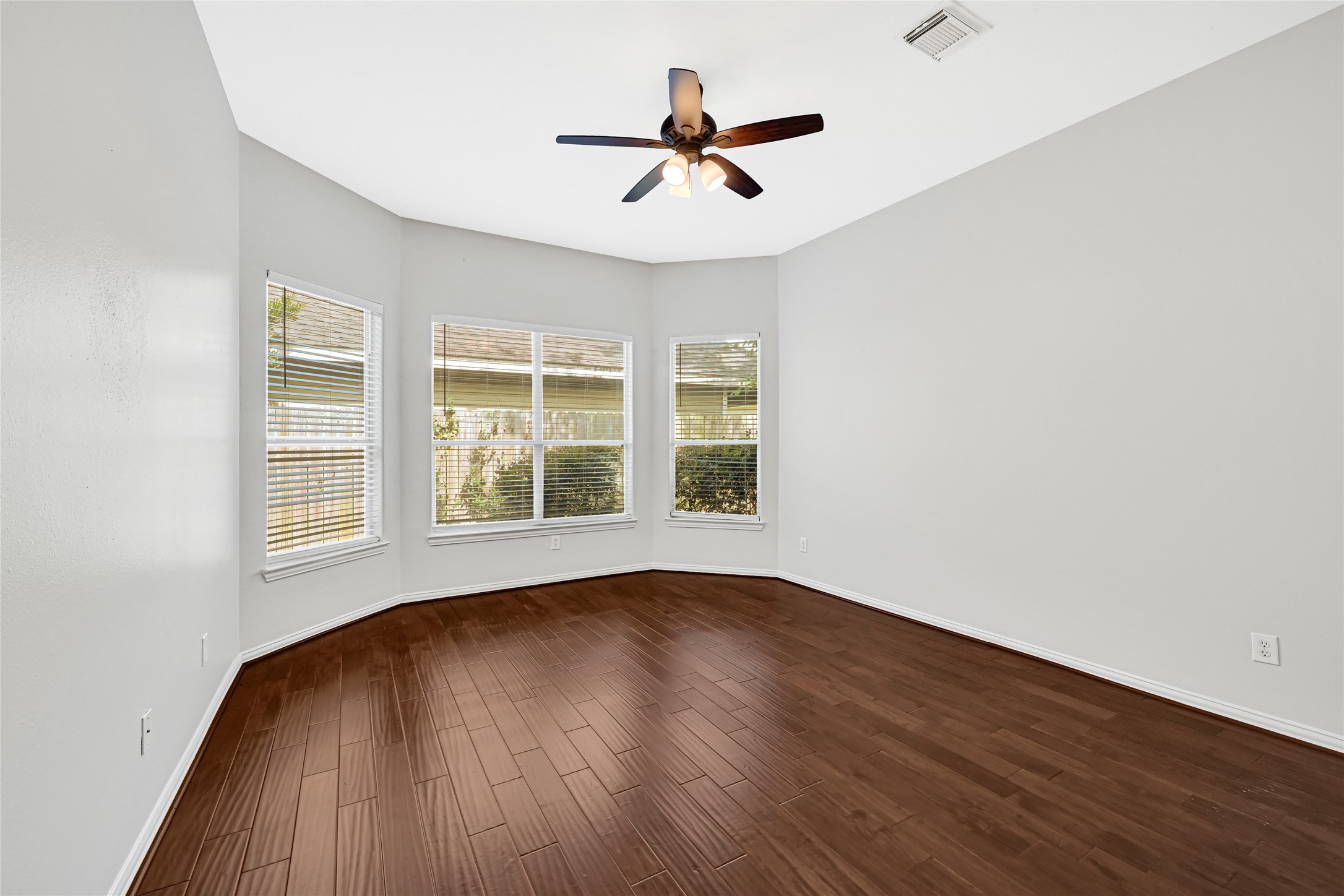 2910 Crescent Oaks Park Lane, Spring, TX 77386