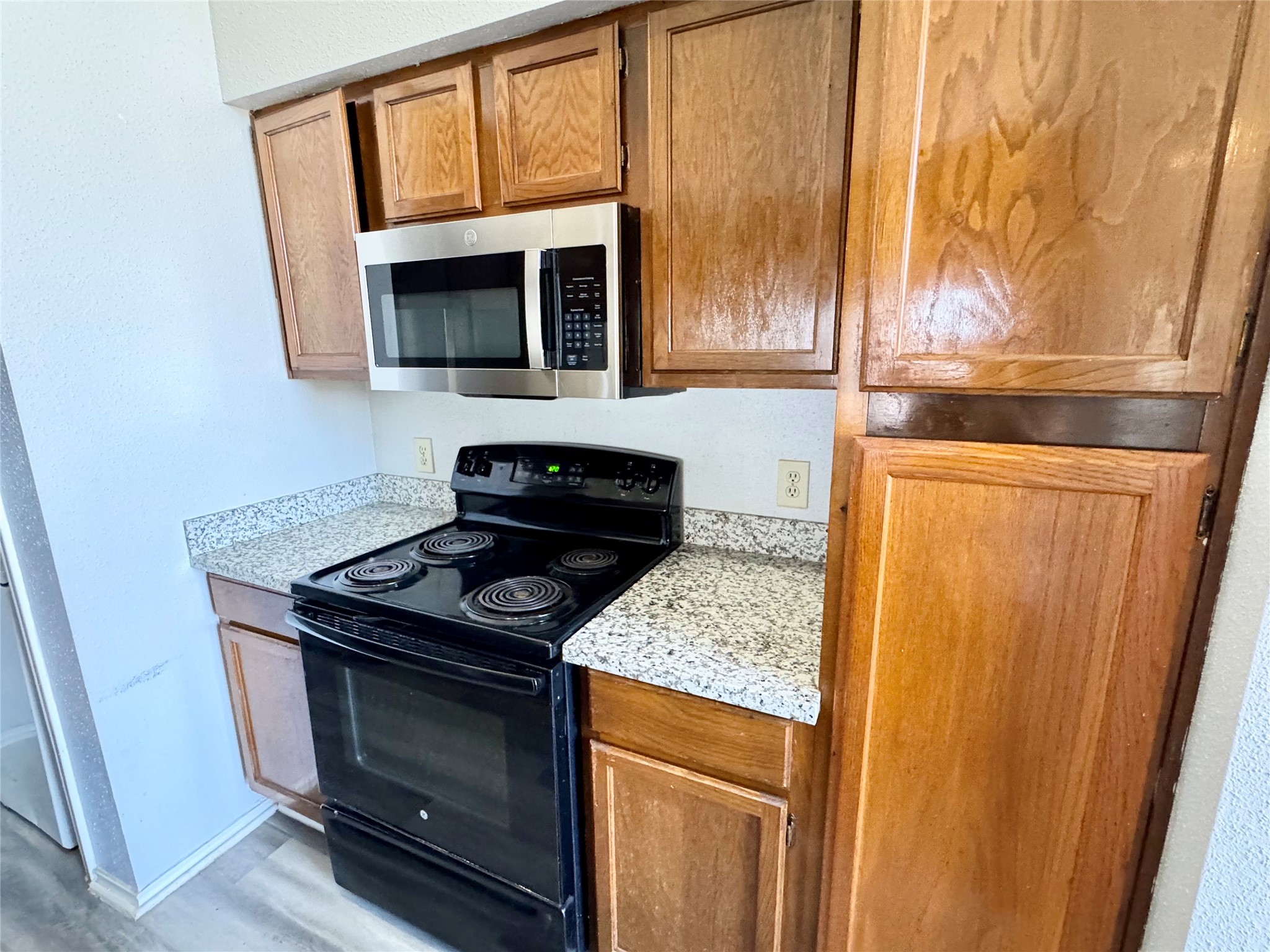 NEW SS Microwave