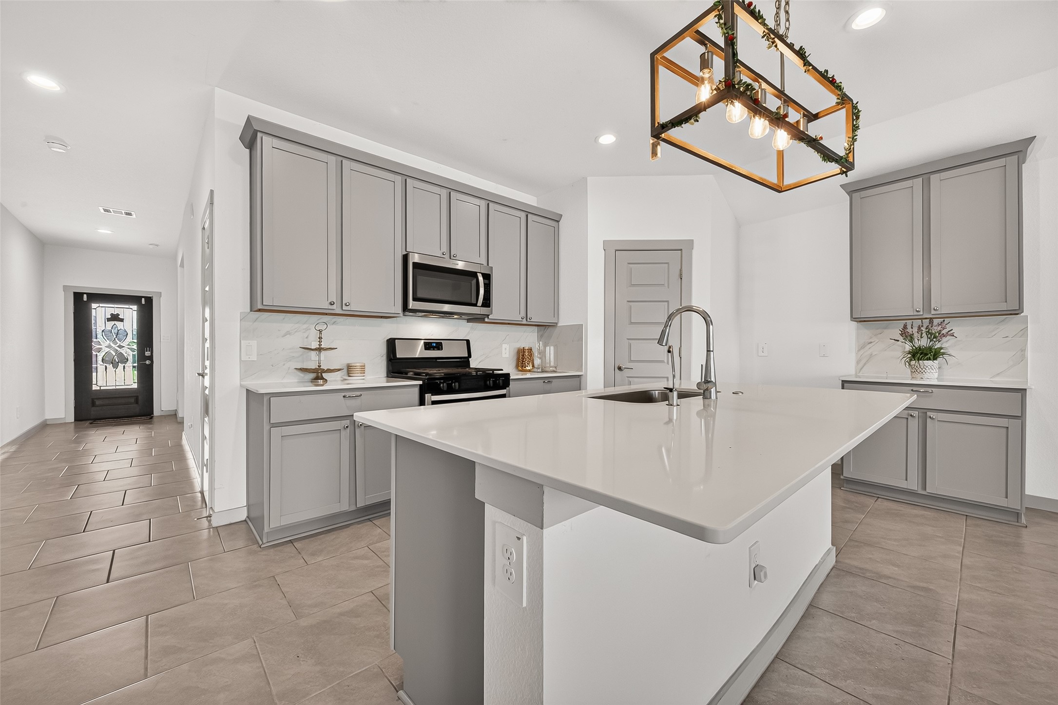 3943 Canyon Shore Lane, Missouri City, TX 77459