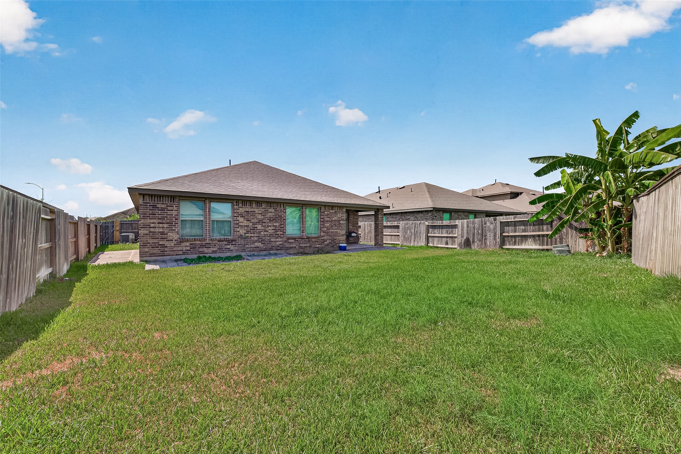 3943 Canyon Shore Lane, Missouri City, TX 77459