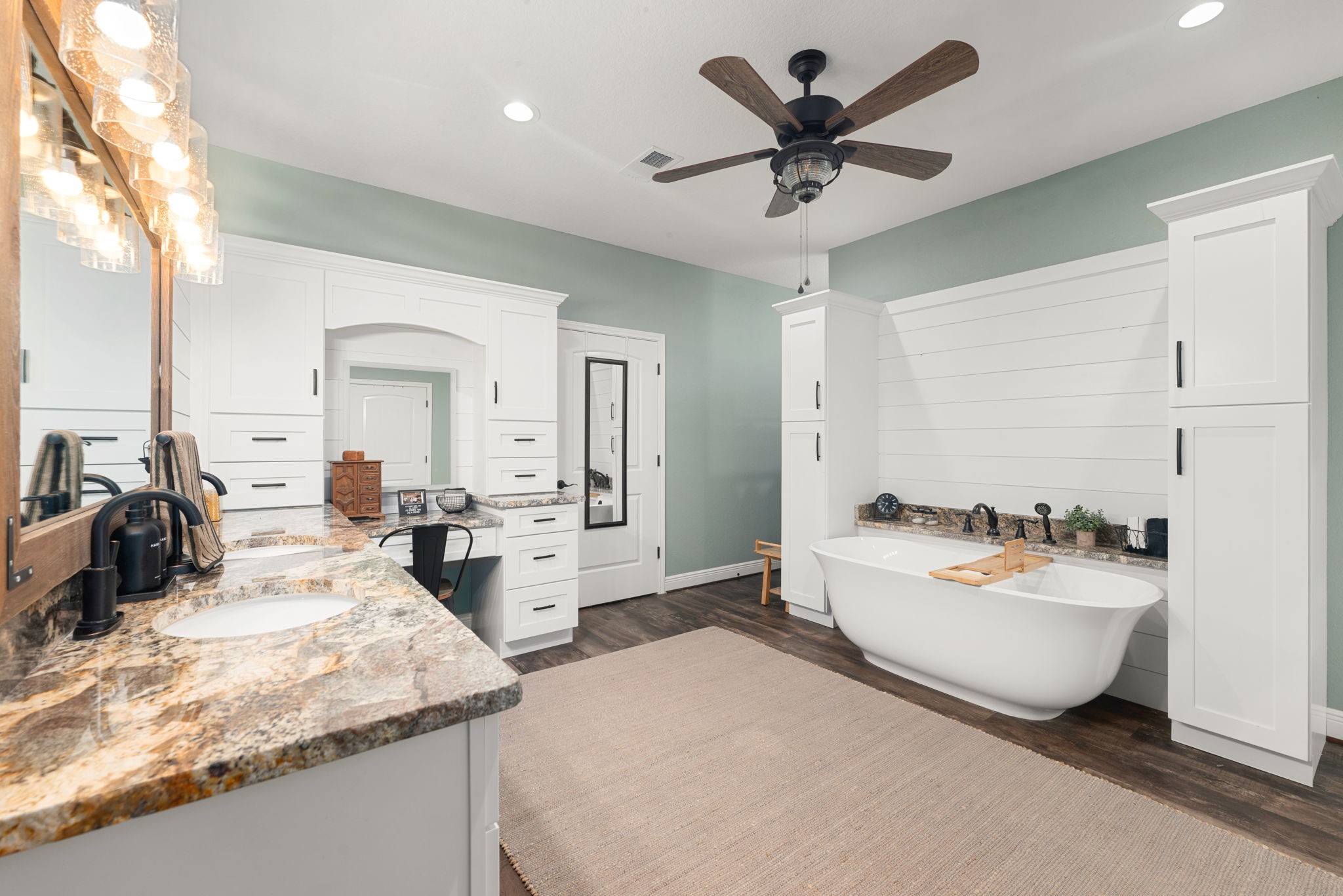 21215 Big Buck Drive, Cleveland, TX 77328