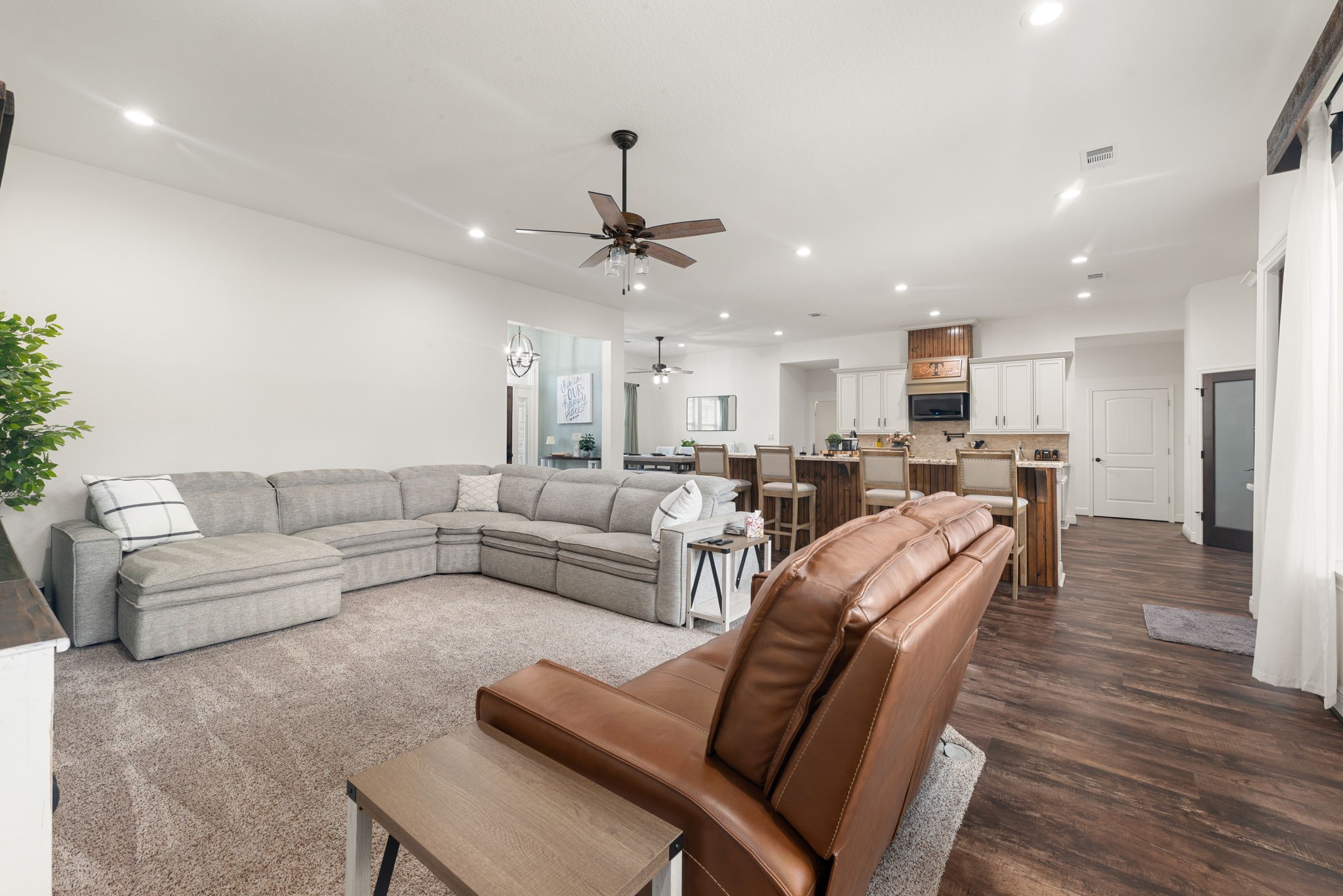 21215 Big Buck Drive, Cleveland, TX 77328