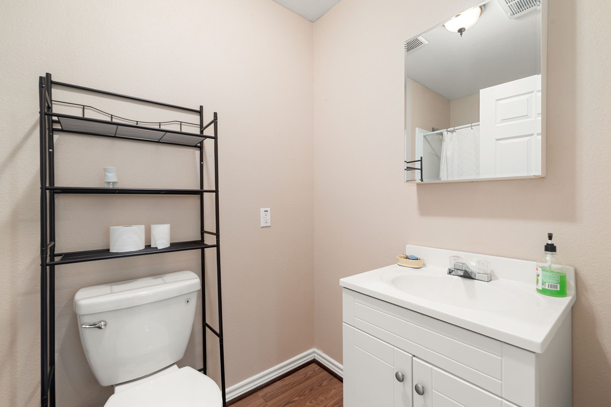 21215 Big Buck Drive, Cleveland, TX 77328
