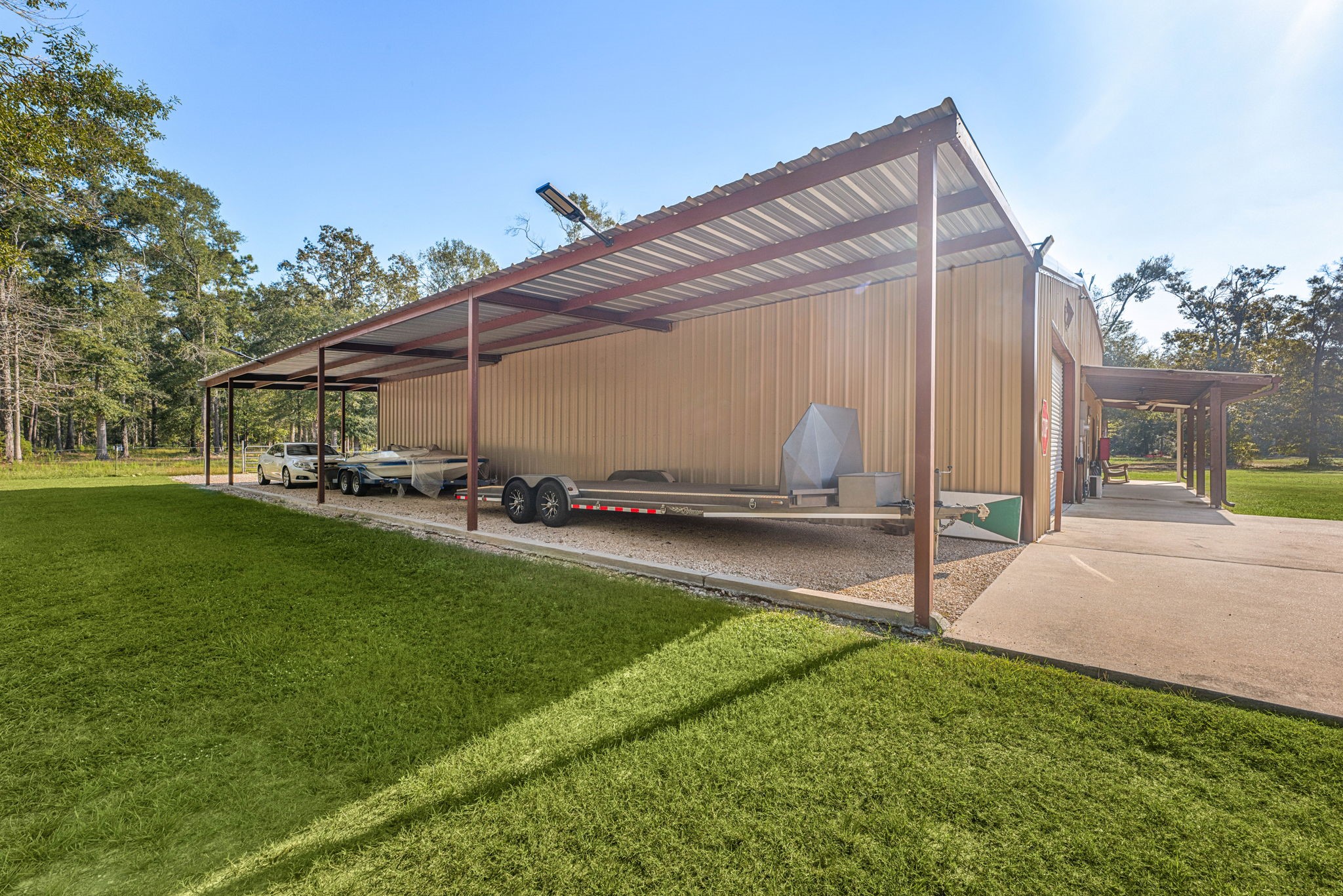 21215 Big Buck Drive, Cleveland, TX 77328