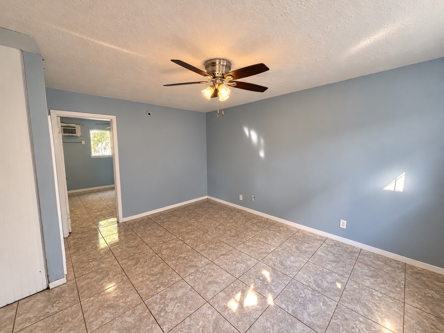 3906 Video Street, Dickinson, TX 77539 3906 Video Street, Dickinson, TX 77539