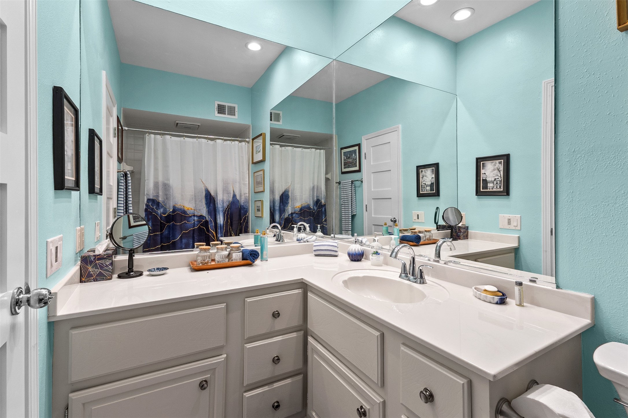 2011 Lakewood Court, Willis, TX 77318