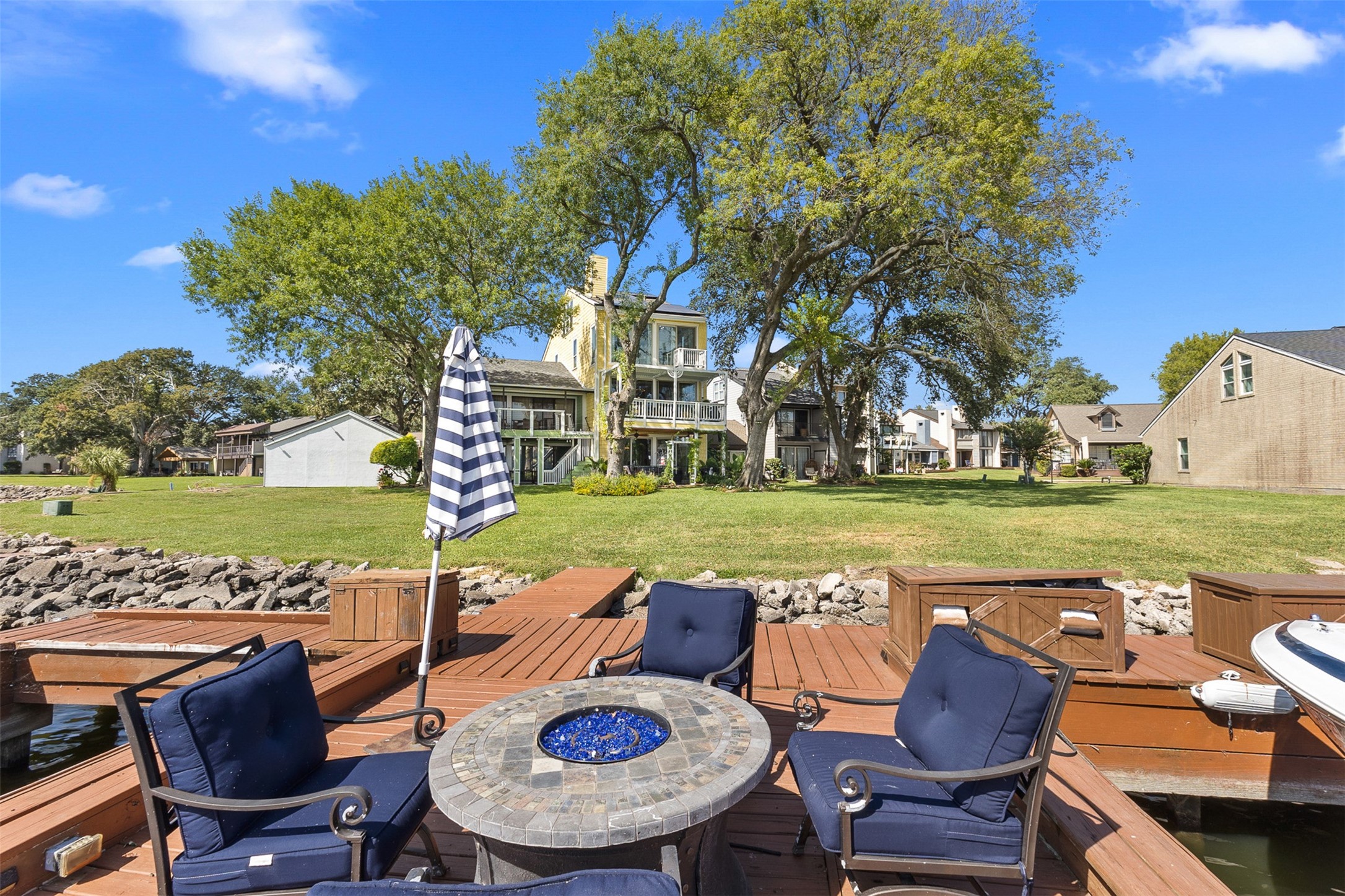 2011 Lakewood Court, Willis, TX 77318