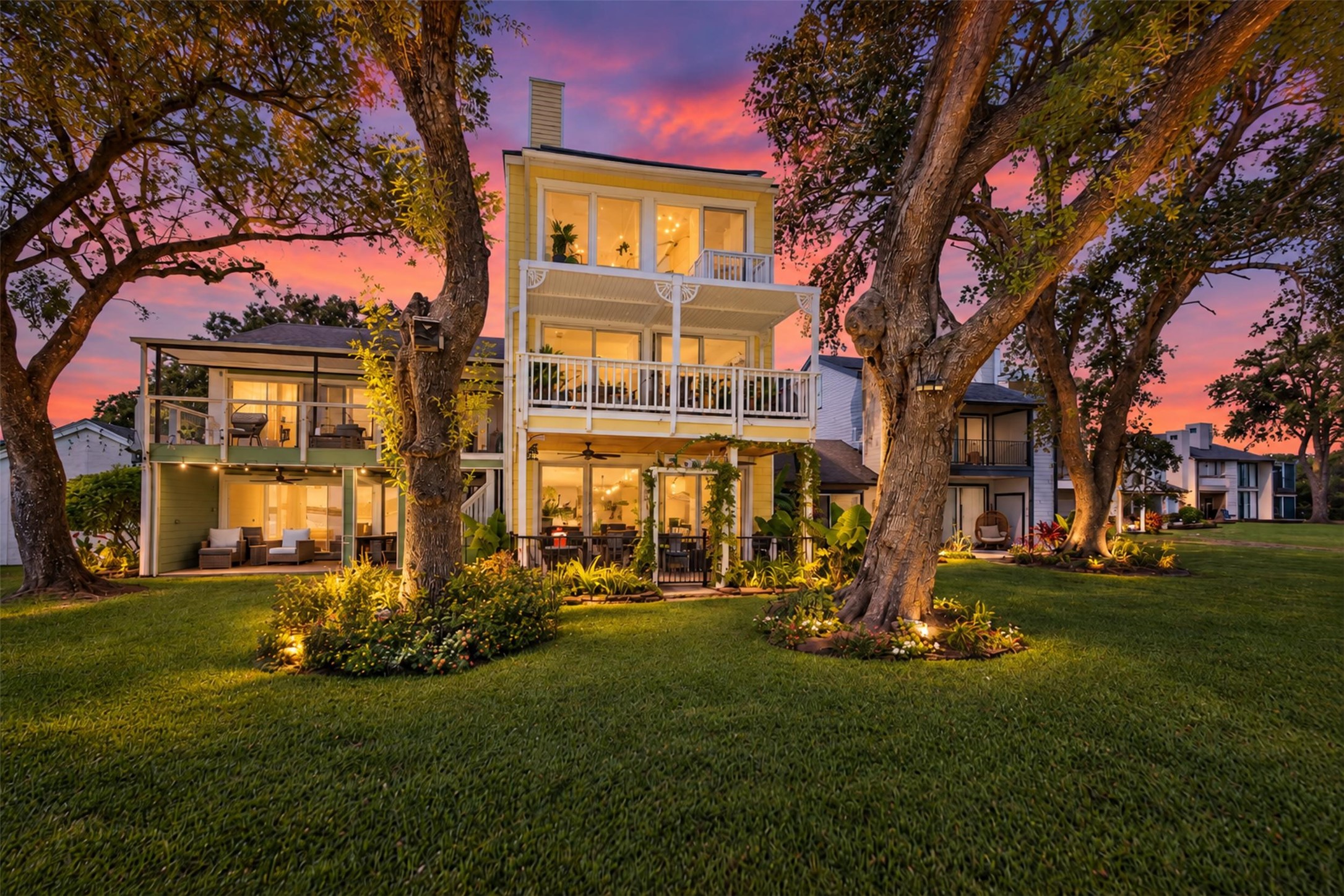 2011 Lakewood Court, Willis, TX 77318 2011 Lakewood Court, Willis, TX 77318