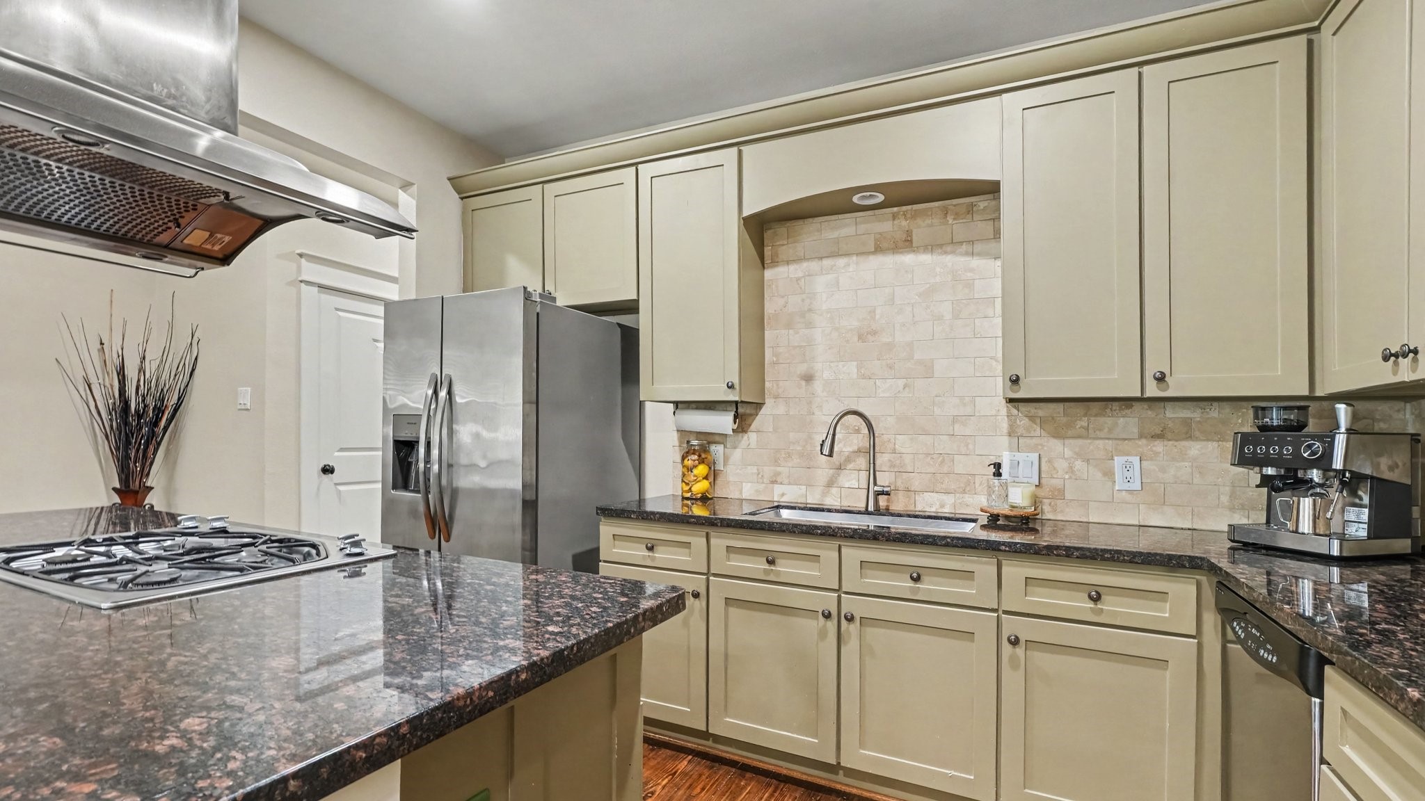Cooking is a pleasure in this well laid out kitchen.