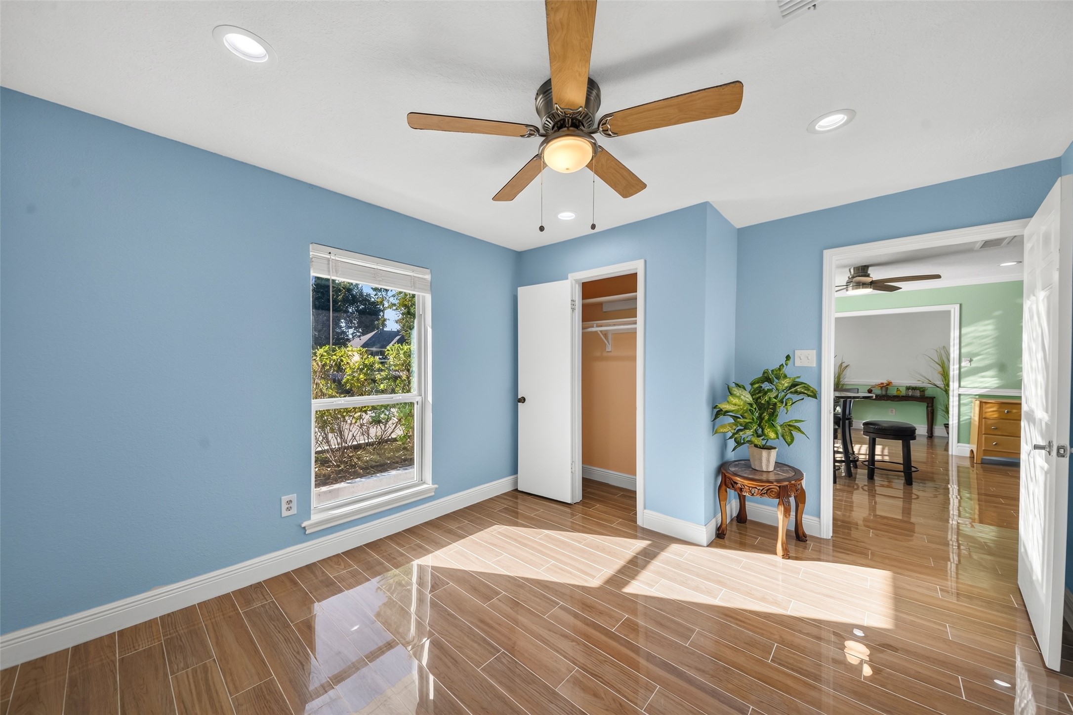 25318 Spring Ridge Drive, Spring, TX 77386