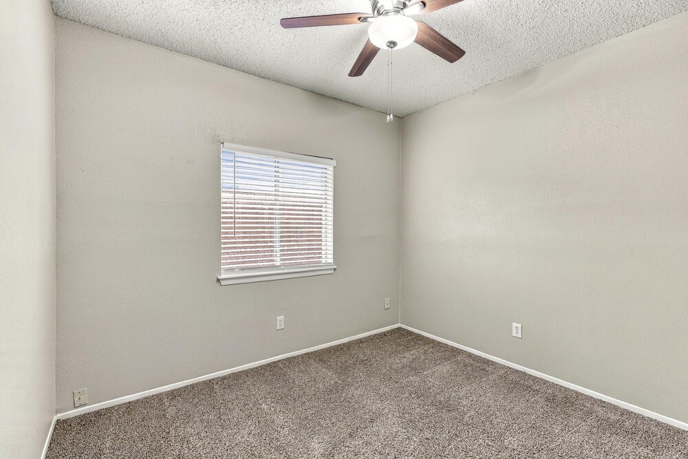 8123 Summer Trail Drive, Houston, TX 77040
