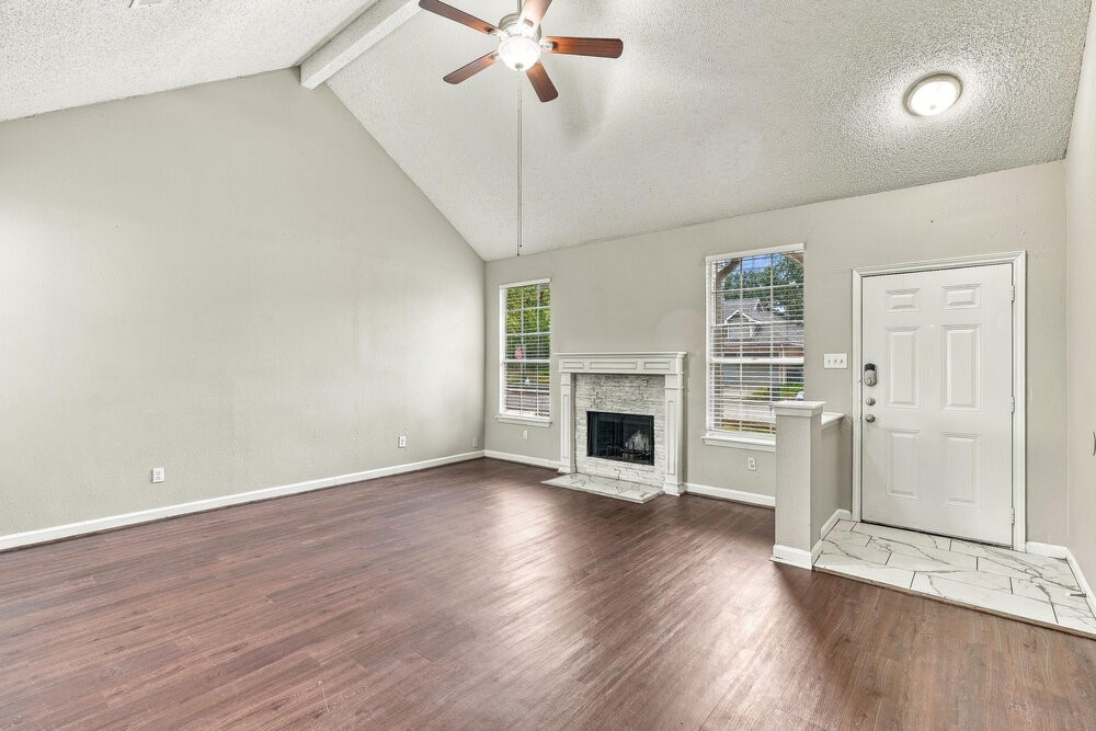 8123 Summer Trail Drive, Houston, TX 77040
