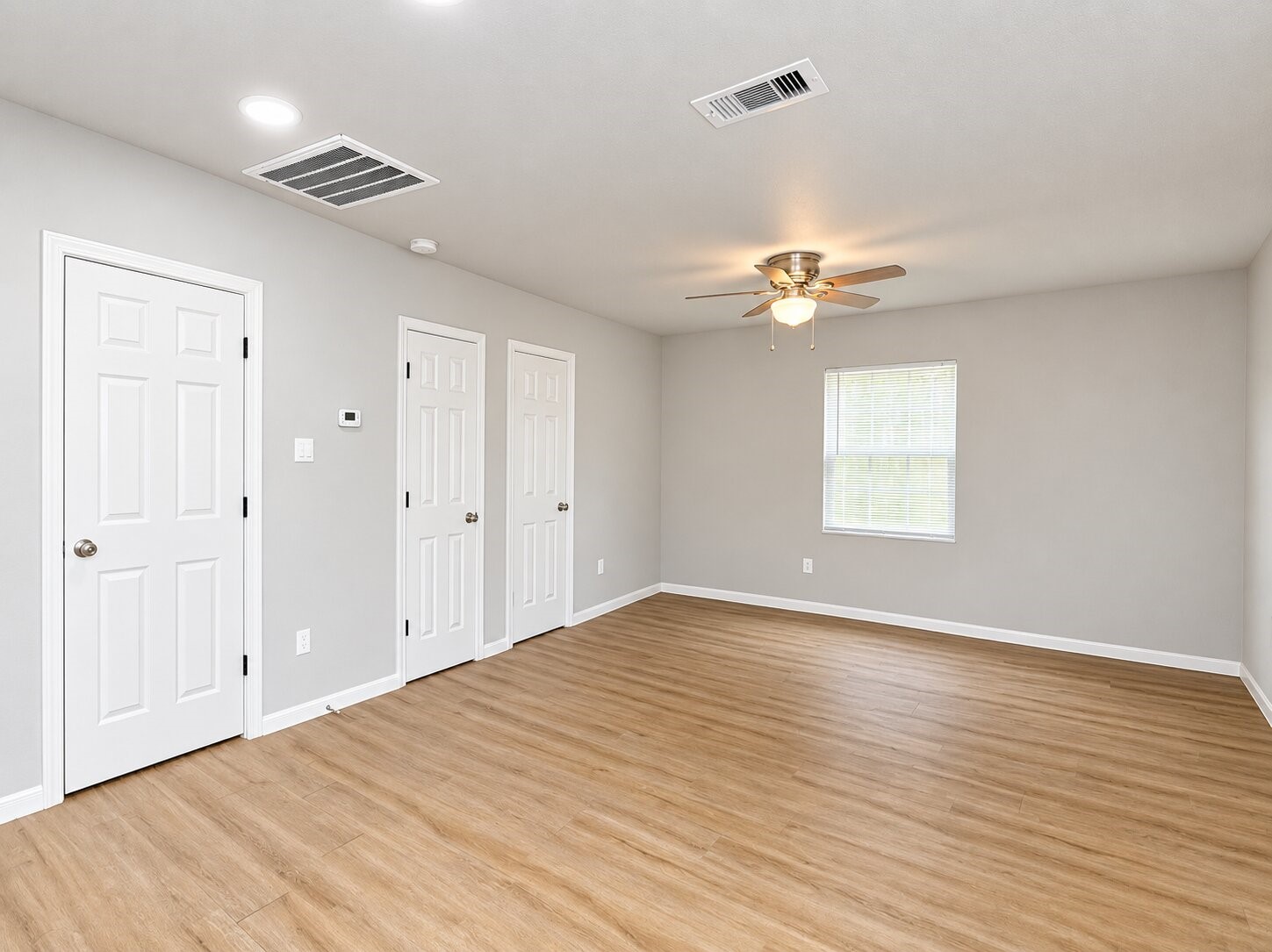 15521 Highway 6, Santa Fe, TX 77517