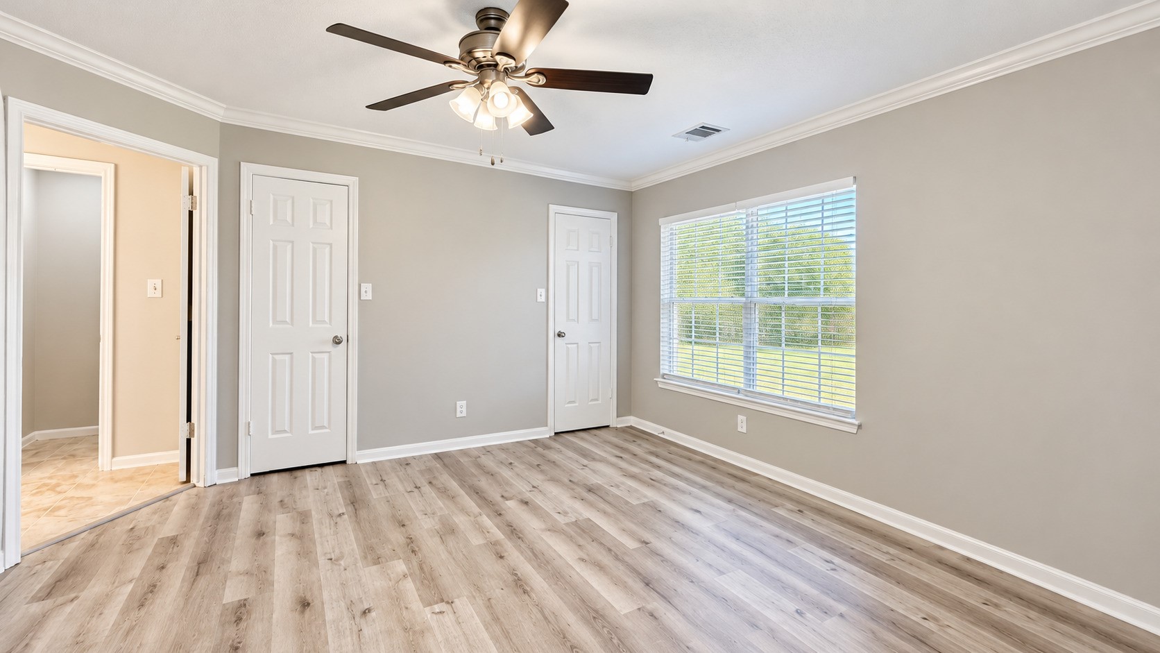 1406 Forest Hollow Drive, Missouri City, TX 77459