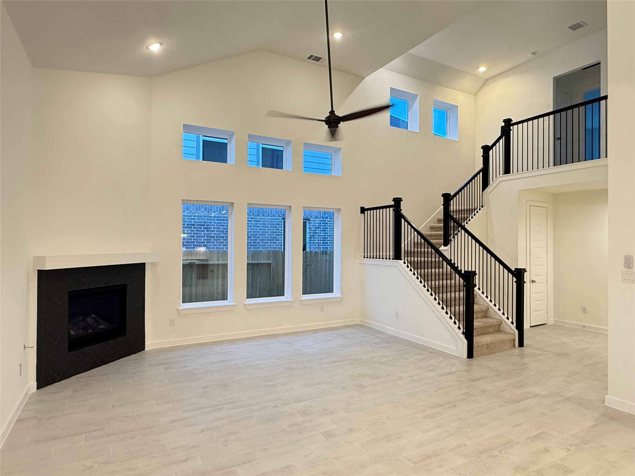803 Orchard Vale Road, Rosharon, TX 77583 803 Orchard Vale Road, Rosharon, TX 77583