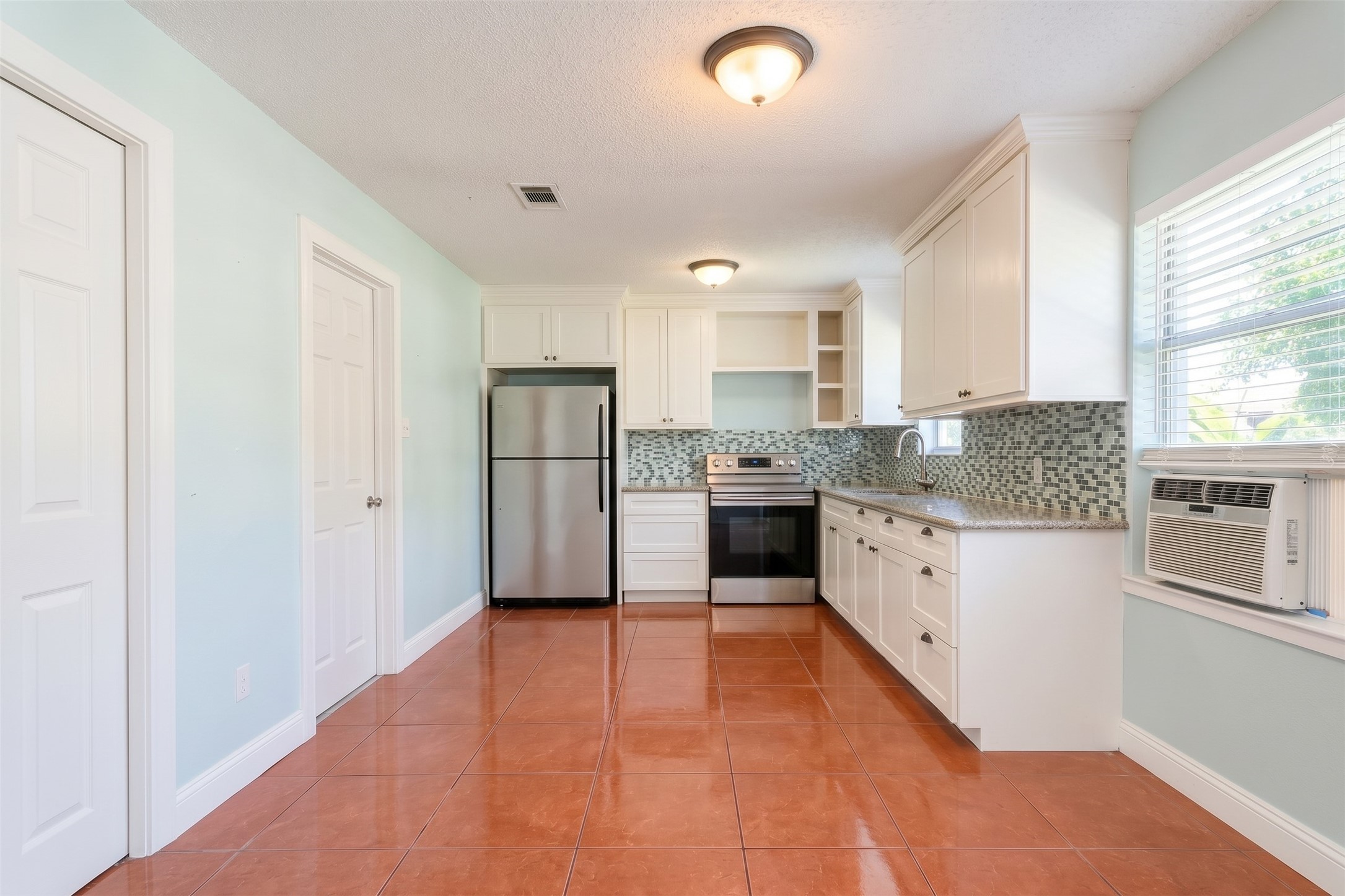Open Kitchen