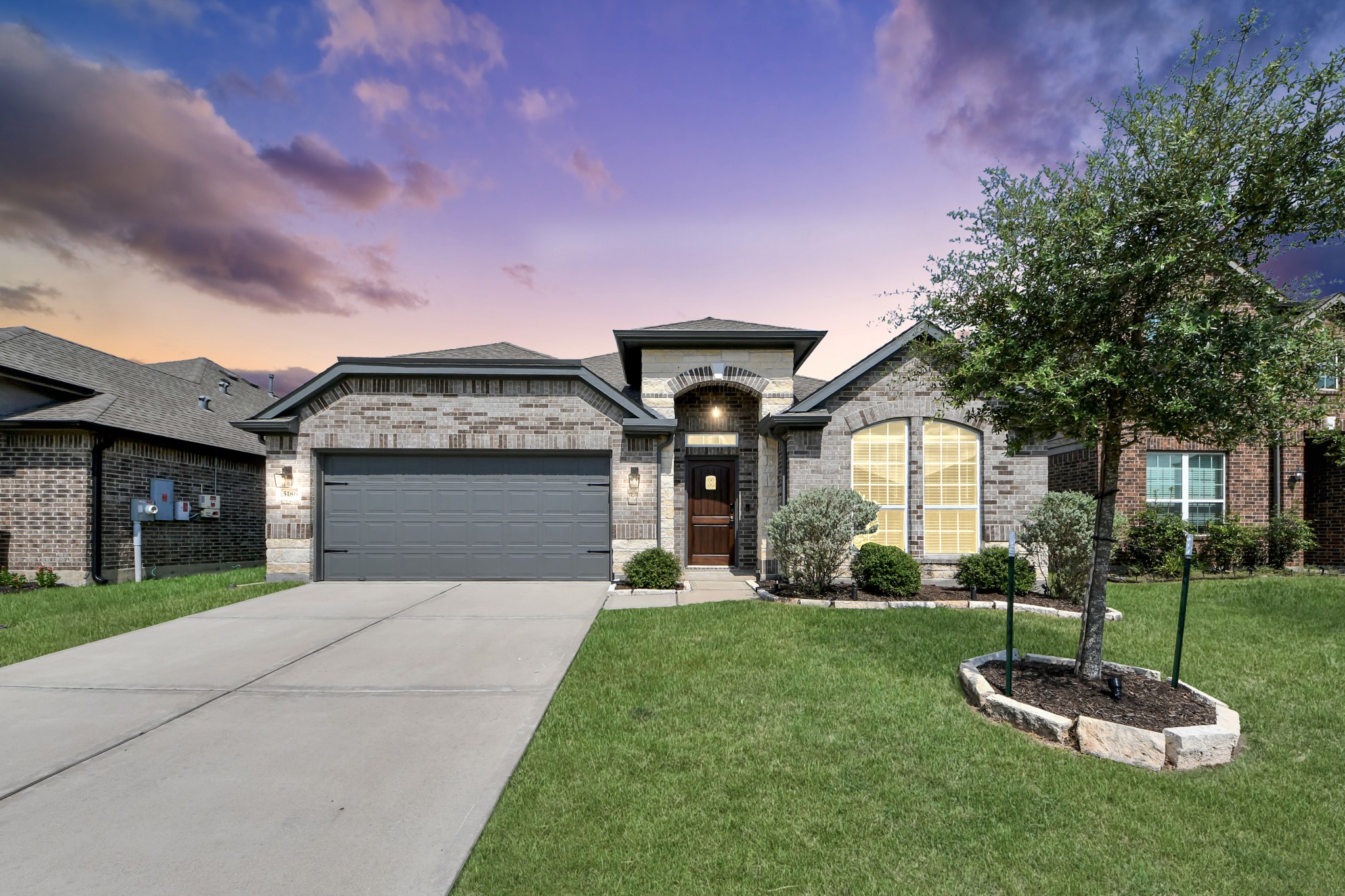 Welcome to 5186 Dry Hollow Dr. Welcome to 5186 Dry Hollow Dr.