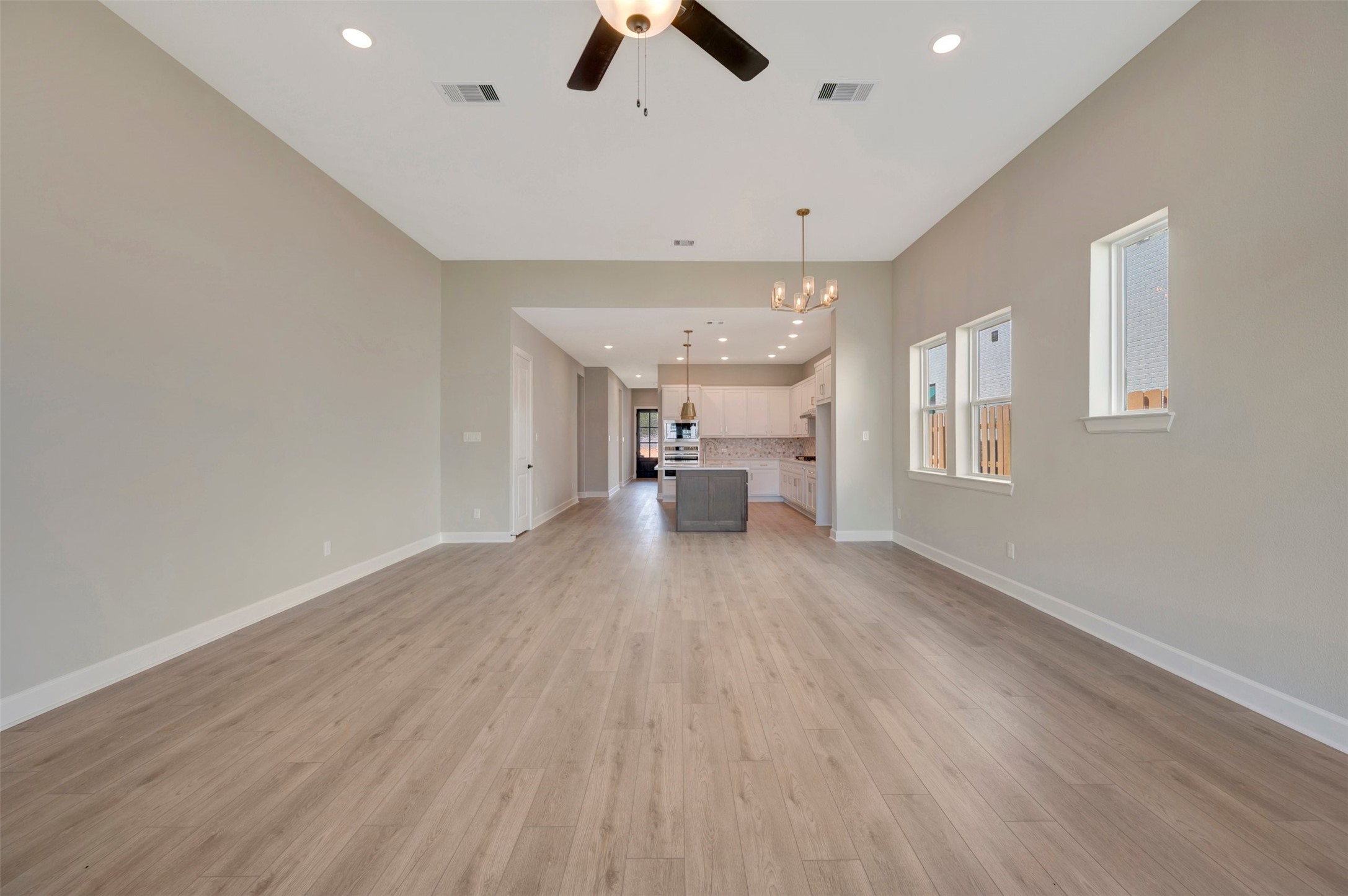 2014 Escobar Street, Montgomery, TX 77316