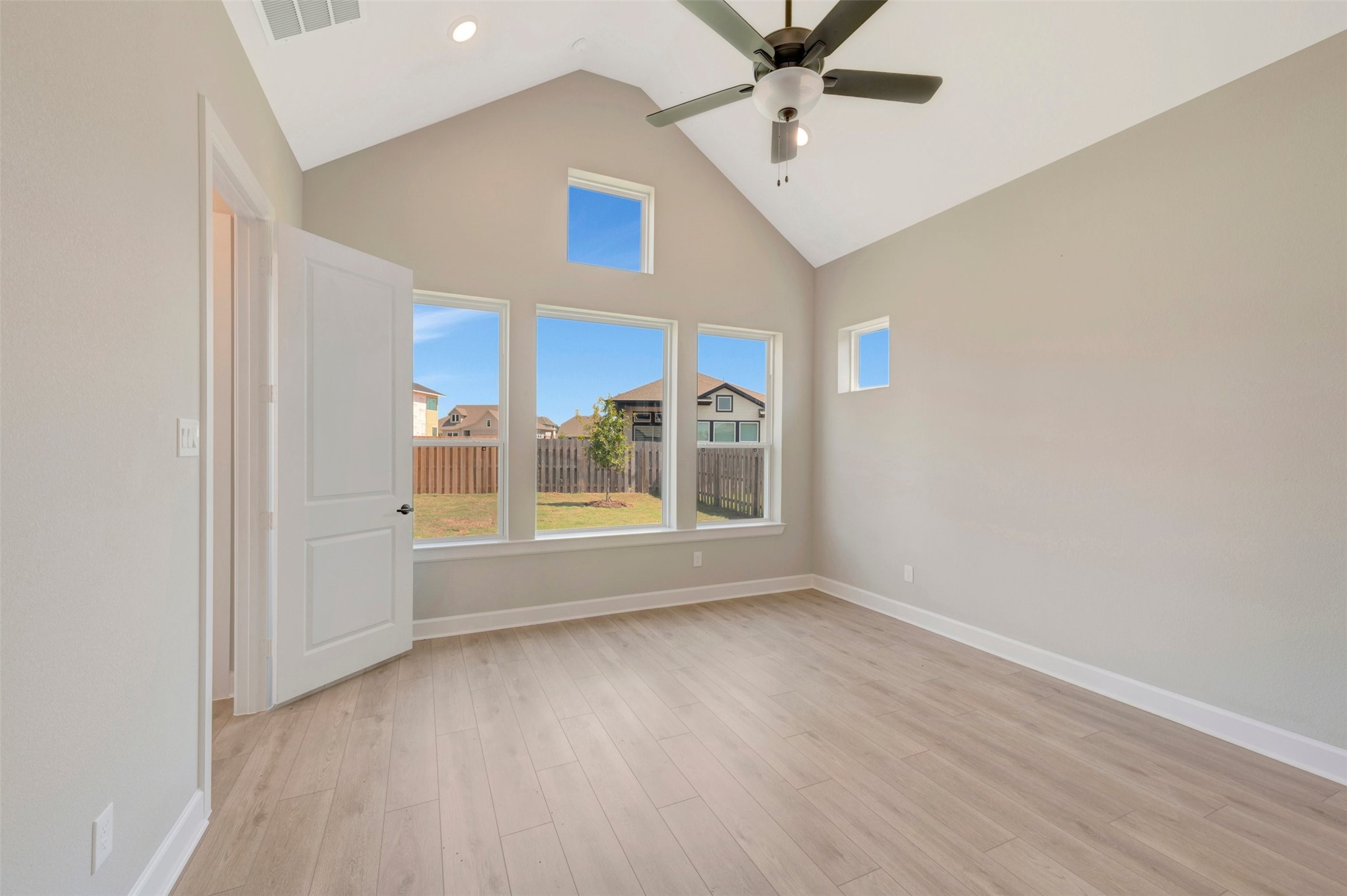 2014 Escobar Street, Montgomery, TX 77316