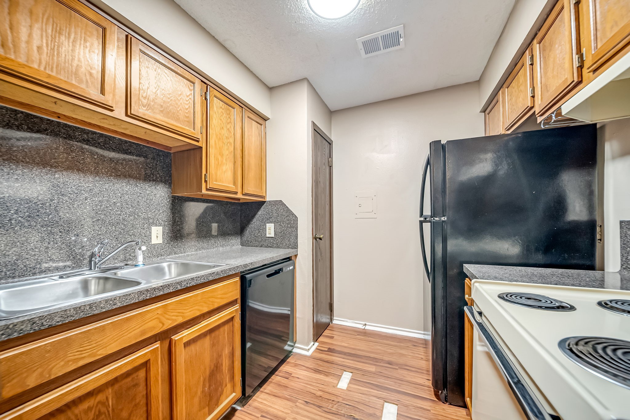 2501 Gulf Freeway, #256D, Dickinson, TX 77539