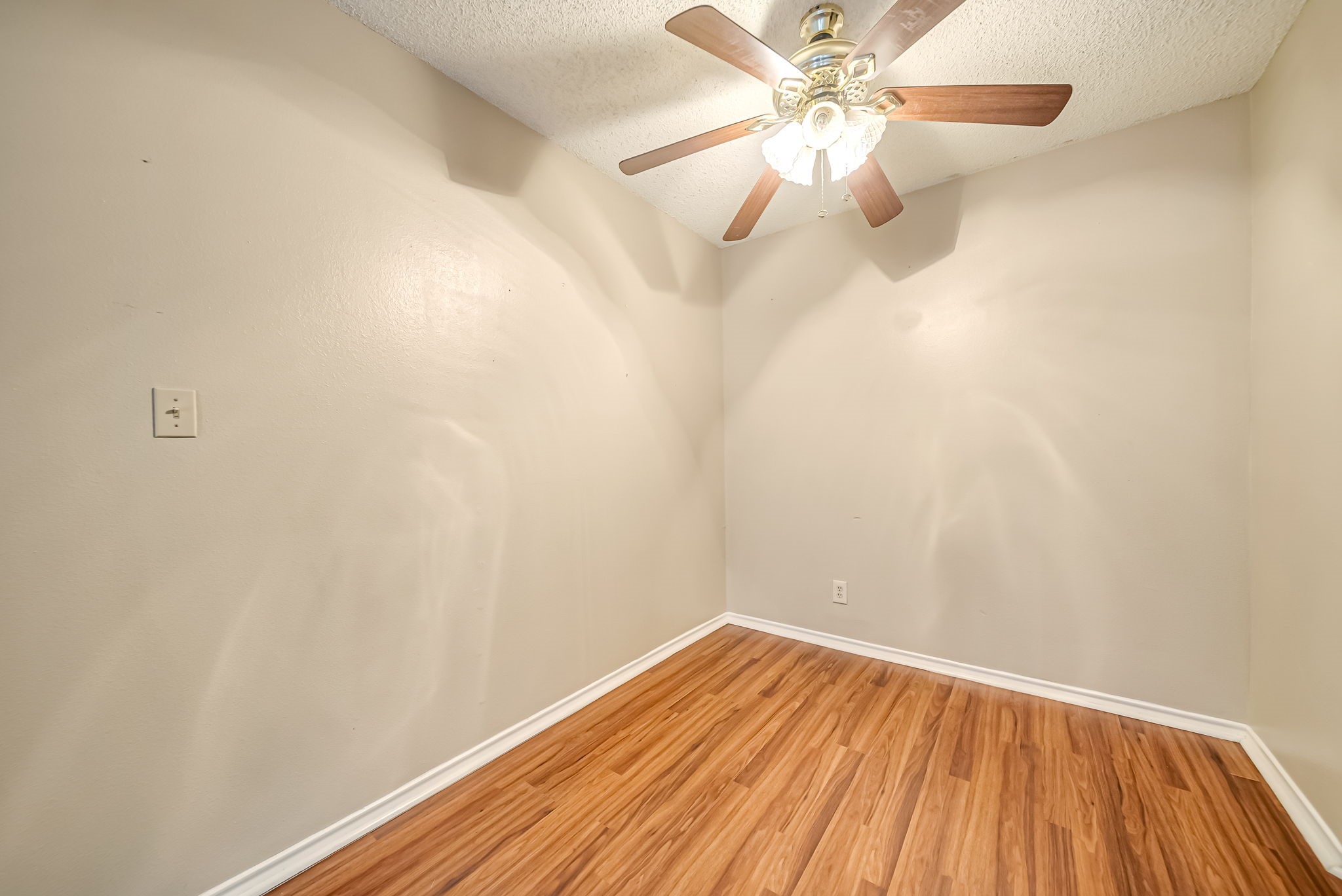 2501 Gulf Freeway, #256D, Dickinson, TX 77539