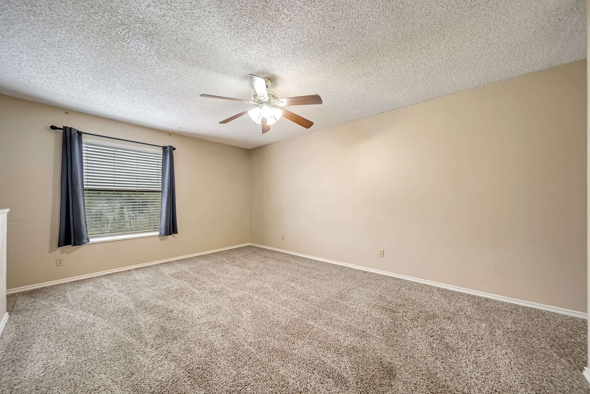 2501 Gulf Freeway, #256D, Dickinson, TX 77539