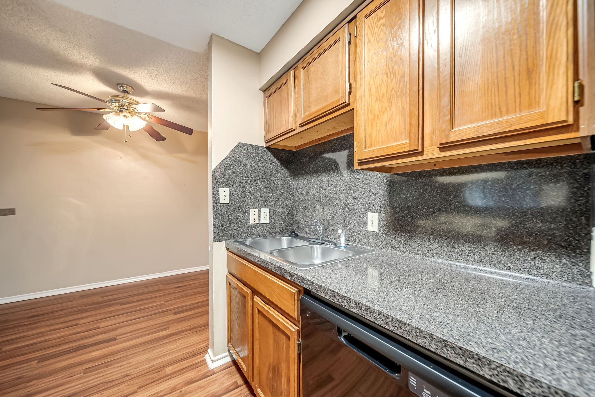 2501 Gulf Freeway, #256D, Dickinson, TX 77539