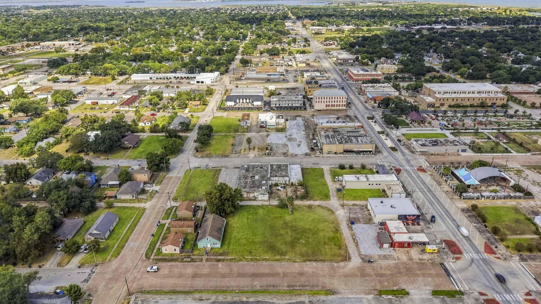0 6th Avenue N, Texas City, TX 77590