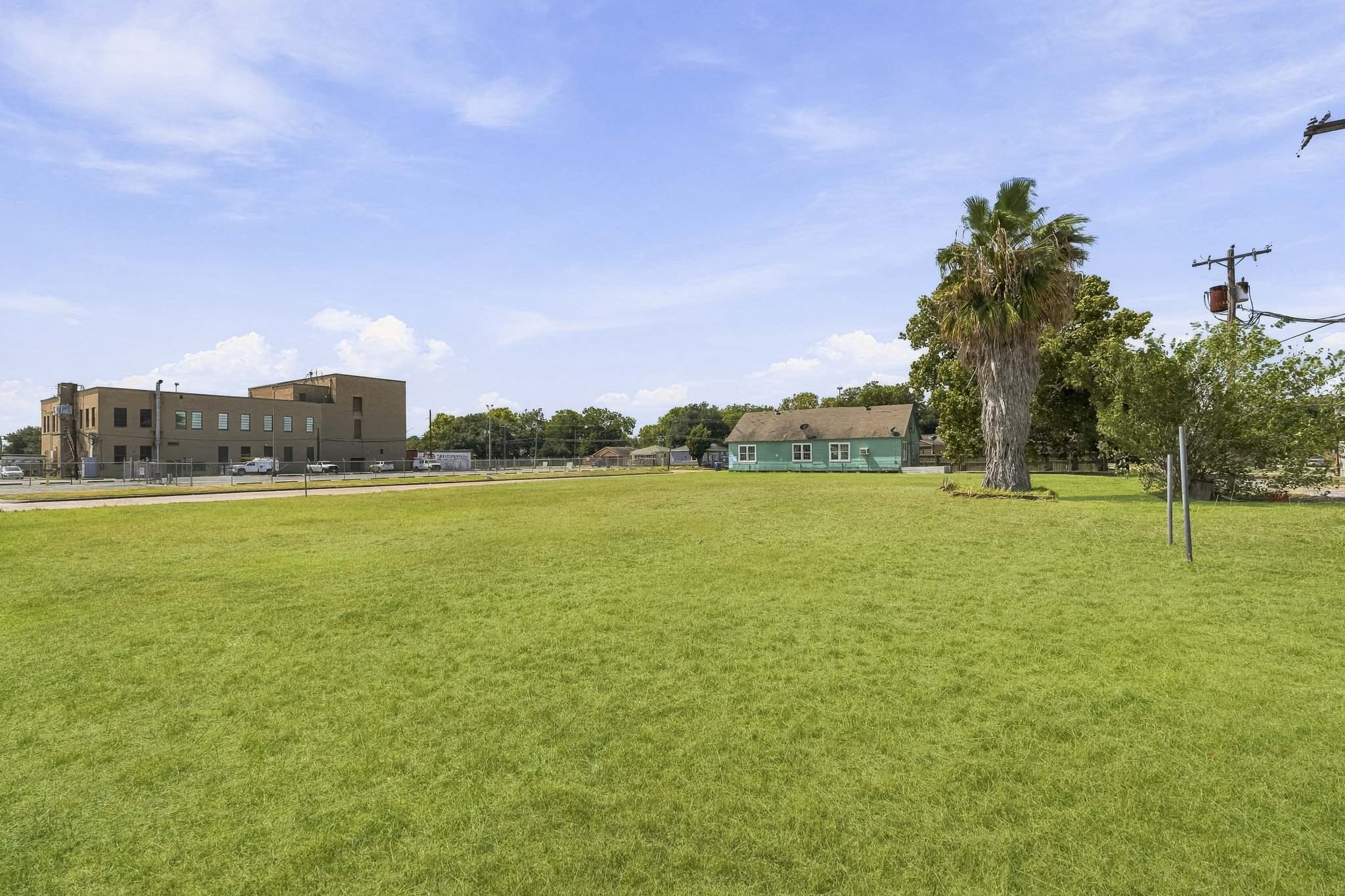 0 6th Avenue N, Texas City, TX 77590